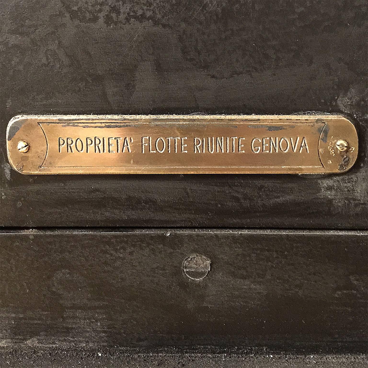 Early 20th Century Italian Cast Iron Safe from the Conte Di Savoia Ocean Liner In Good Condition In Firenze, IT