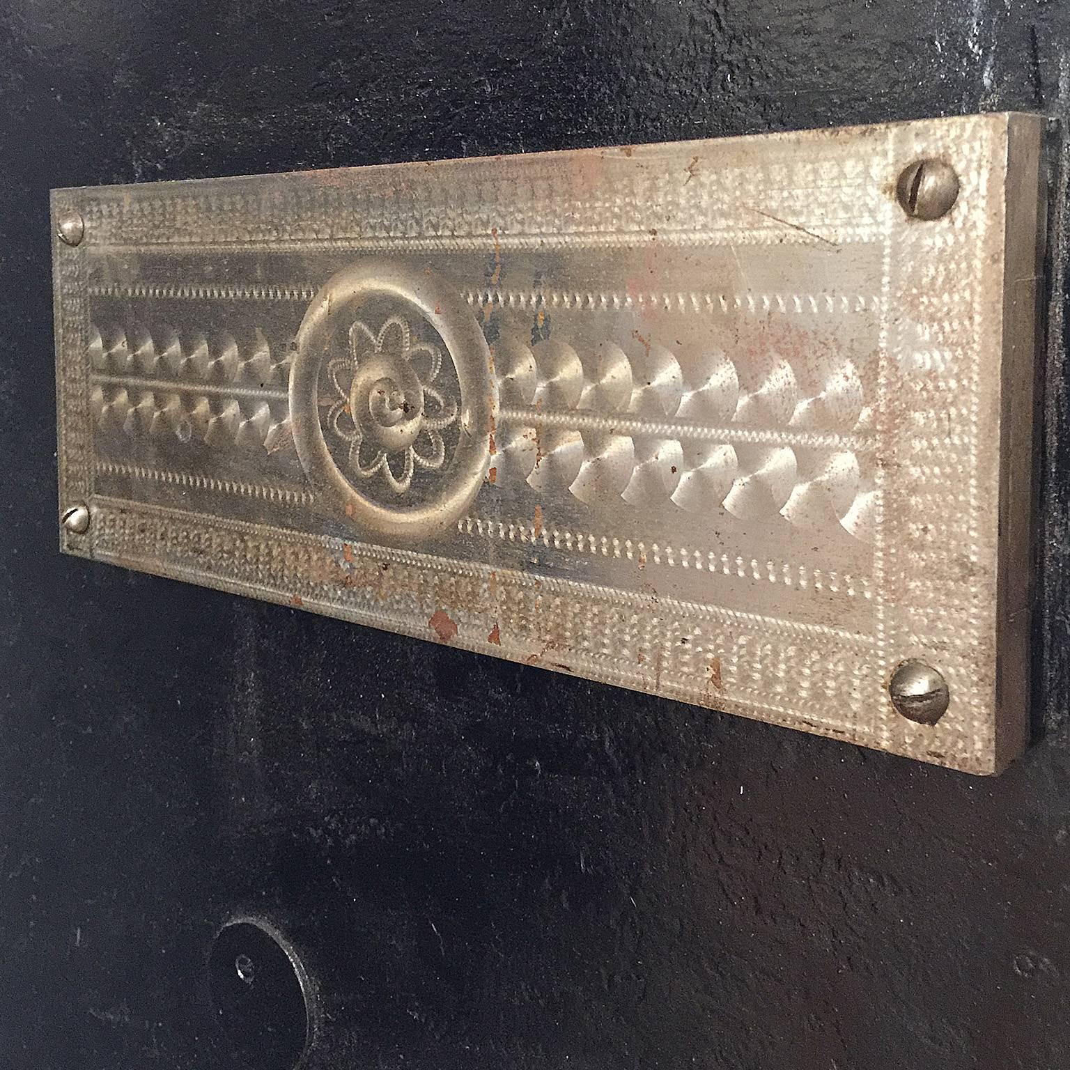 Mid-20th Century Early 20th Century Italian Cast Iron Safe from the Conte Di Savoia Ocean Liner