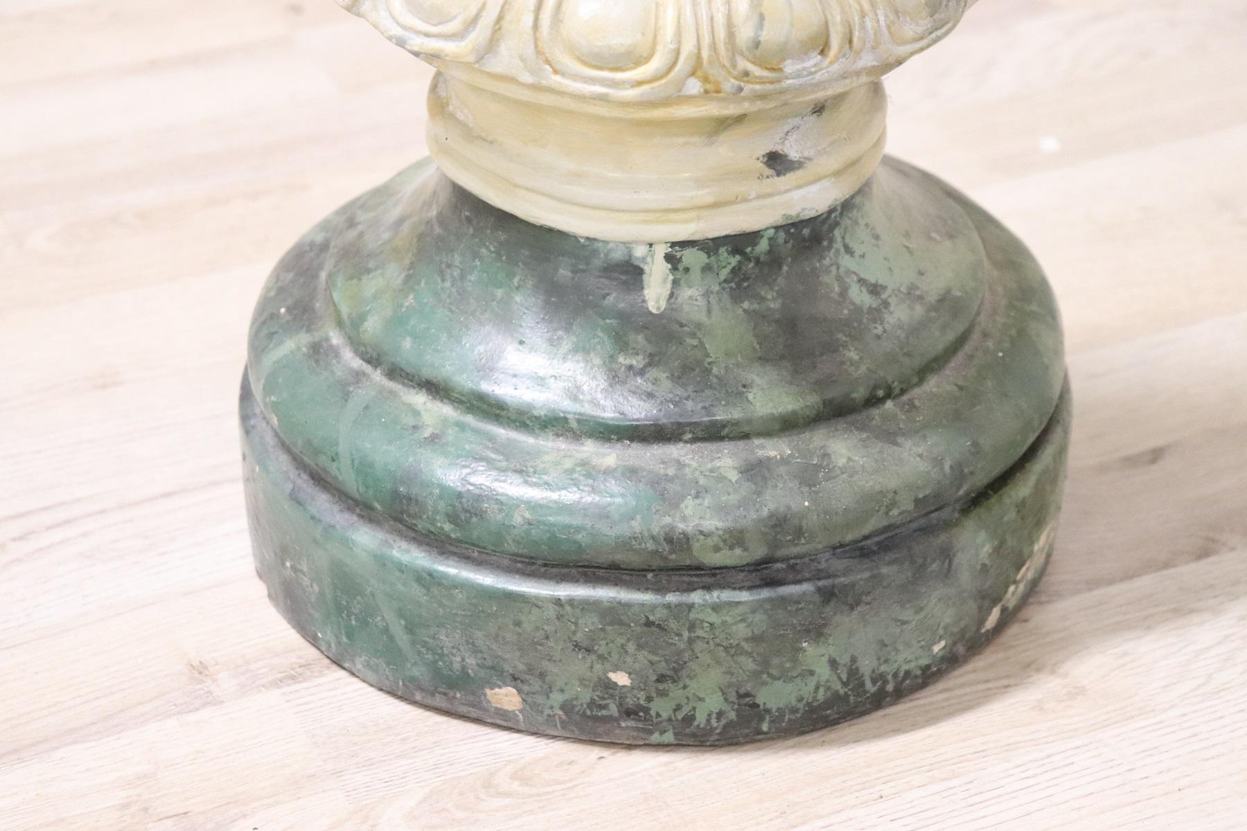 Early 20th Century Italian Column in Carved and Painted Terracotta For Sale 1