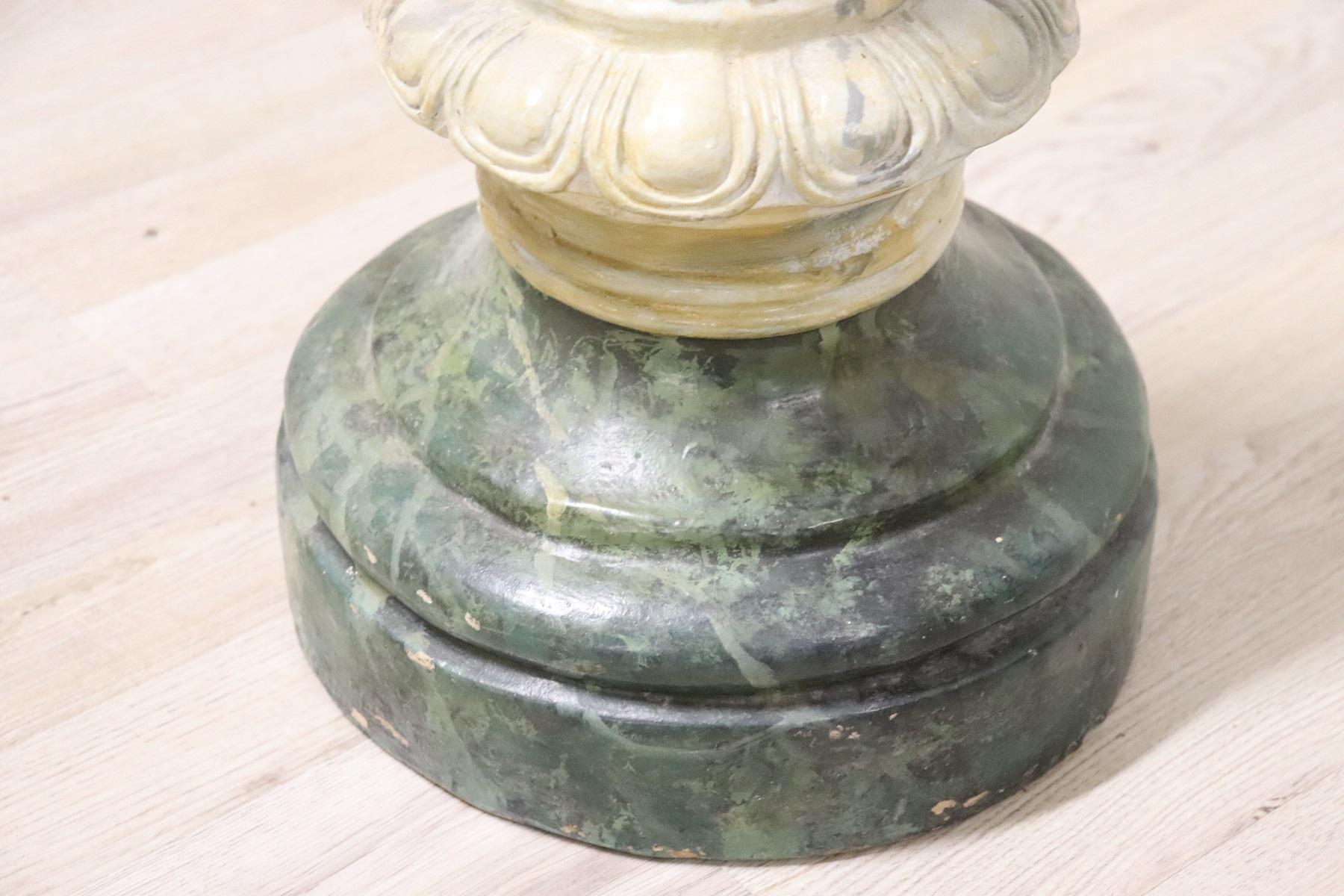 Early 20th Century Italian Column in Carved and Painted Terracotta For Sale 5
