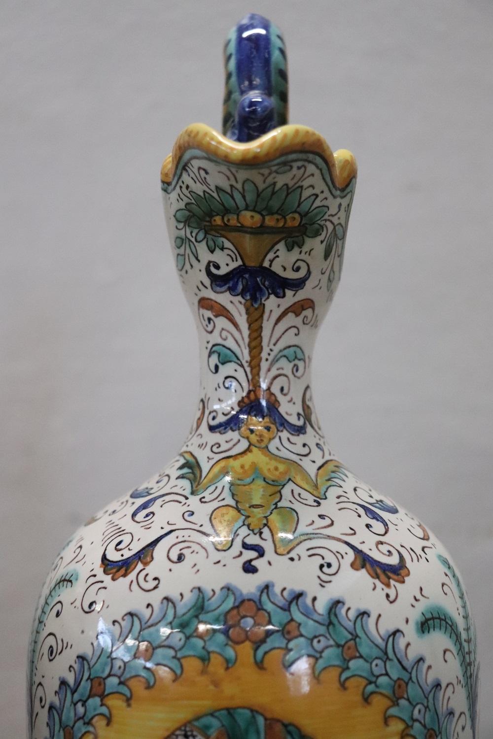 Milieu du XXe siècle Amphore italienne en céramique Deruta du début du XXe siècle, lot de 2 en vente