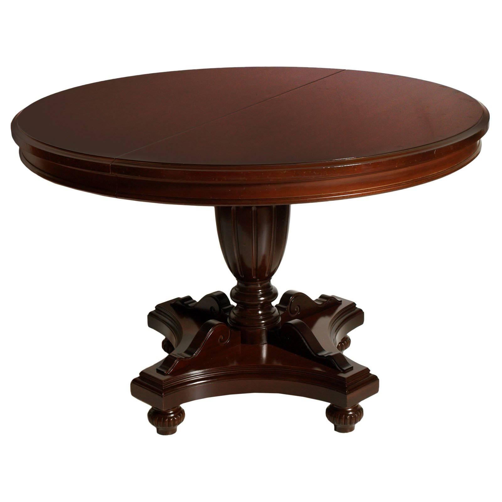 Early 20th Century Italian Extendable Round Table Regency Style Wax-Polished For Sale
