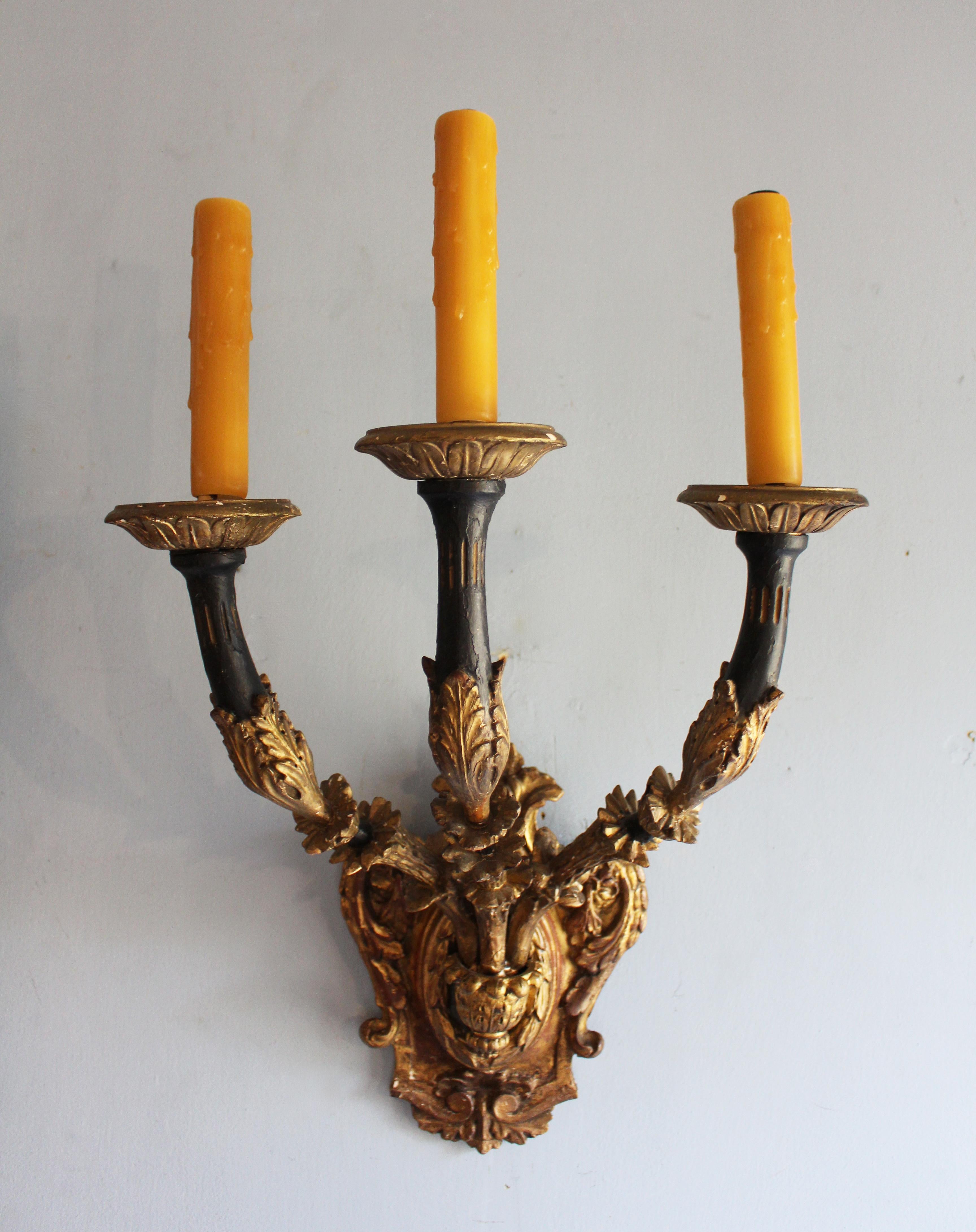 Early 20th Century Italian Gilt and Ebonized 3-Light Wall Sconces, Pair In Good Condition In Chapel Hill, NC