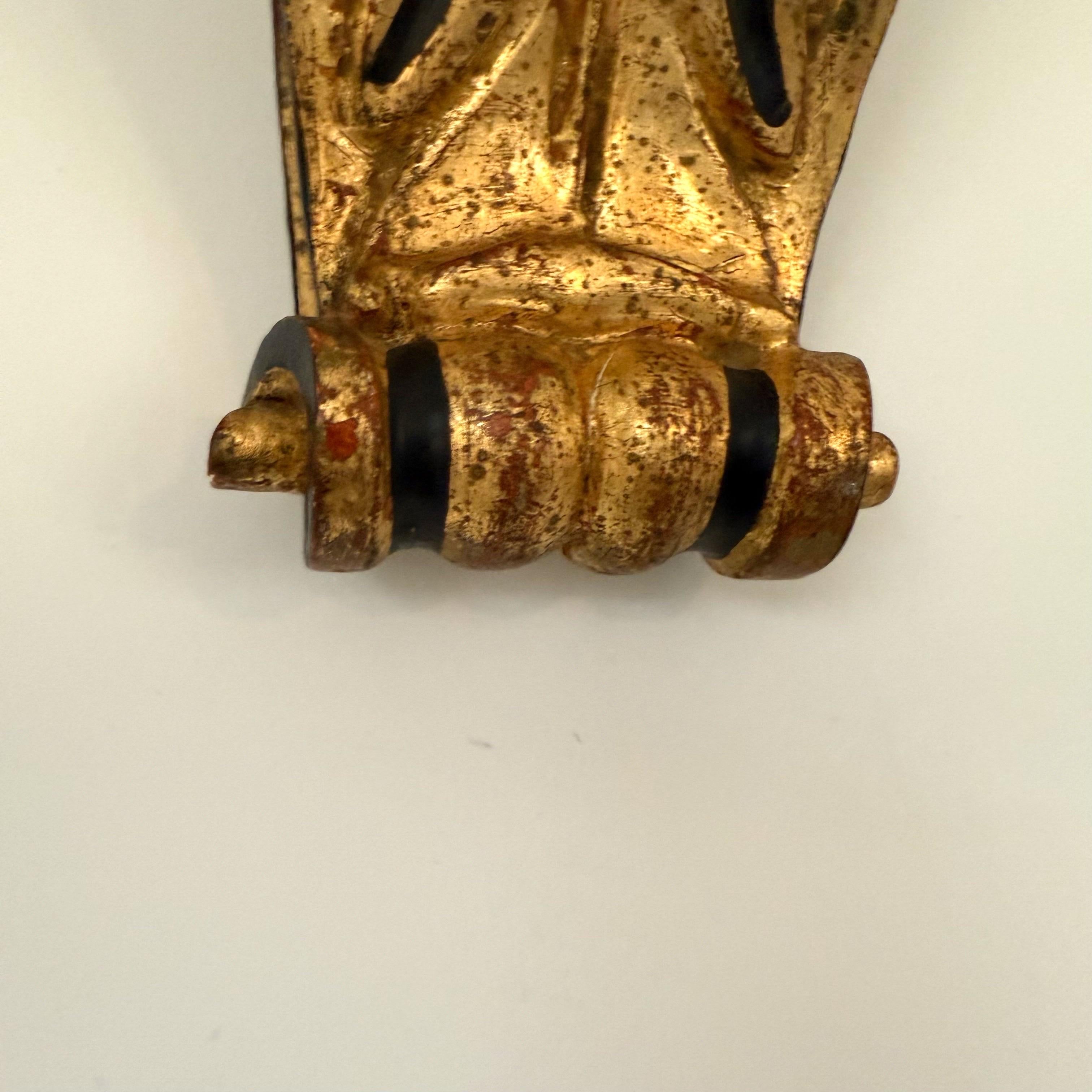 Early 20th Century Italian Gold Gilt Wall Shelves - a Pair In Good Condition For Sale In Charleston, SC