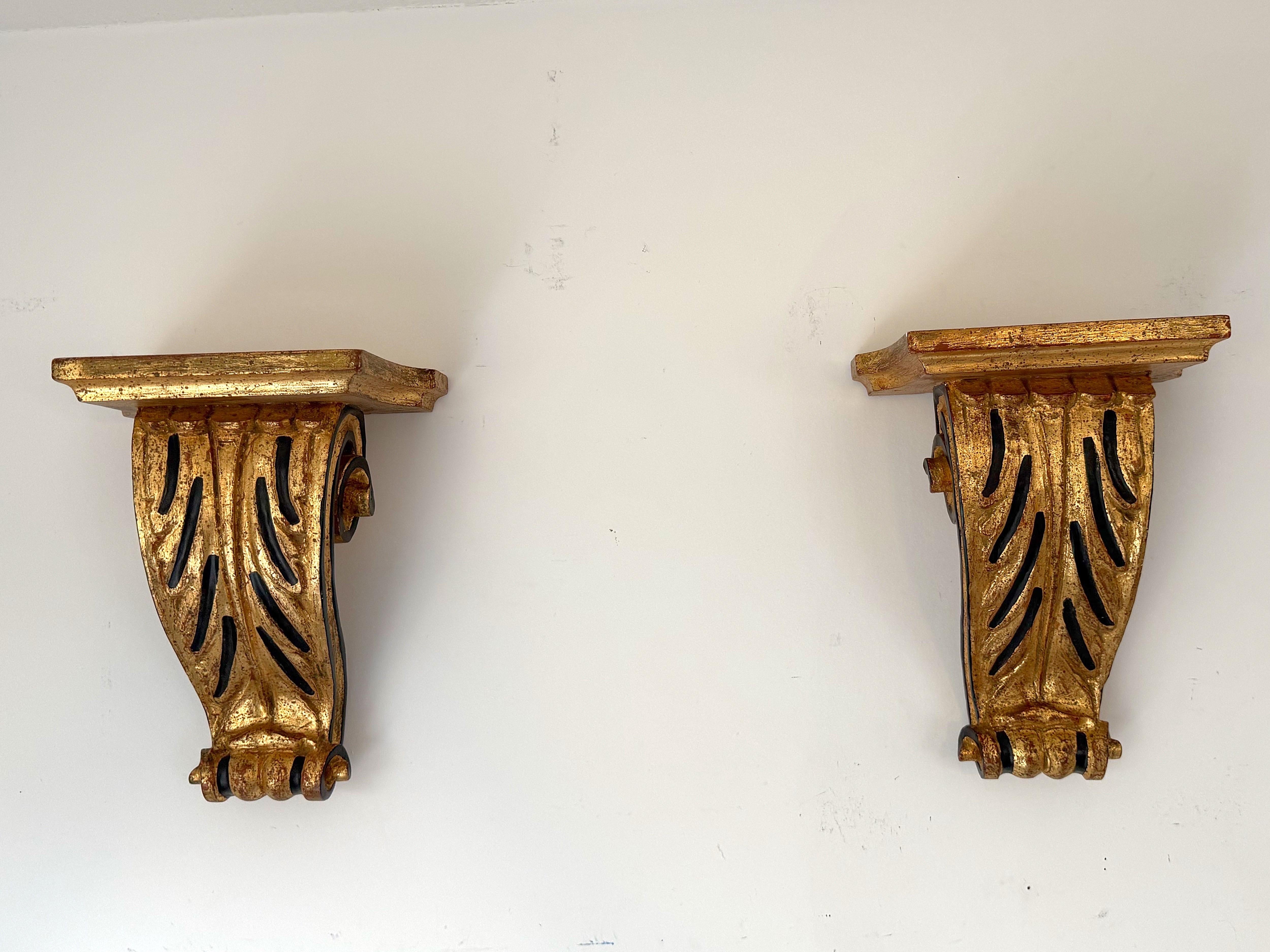 Early 20th Century Italian Gold Gilt Wall Shelves - a Pair For Sale 4