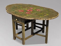 Mesa de comedor italiana de principios del siglo XX pintada en verde y con hojas caídas