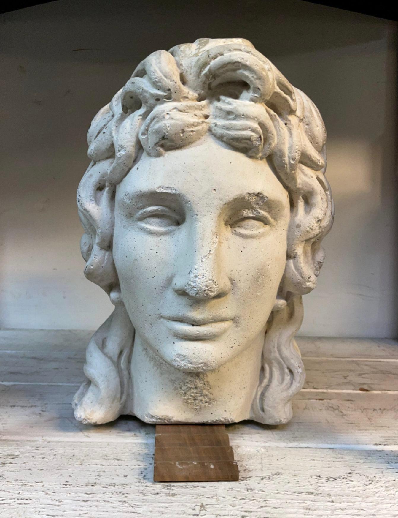 Néoclassique Early 20th Century Italian Head Sculpture en vente