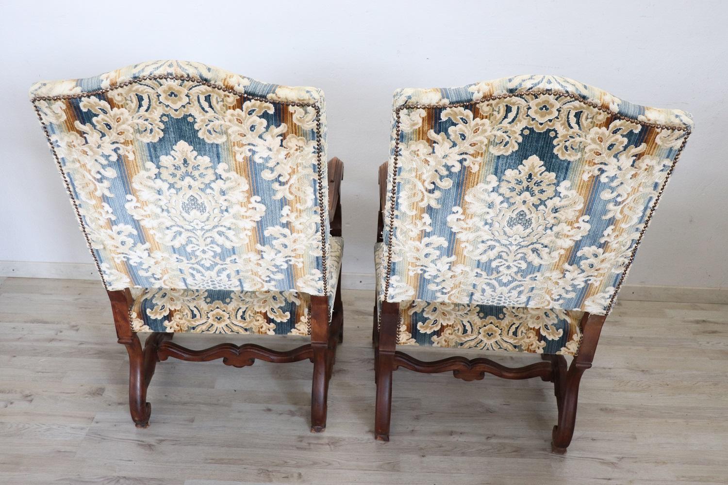 Early 20th Century Italian Louis XIV Style Beech Wood Pair of Armchairs 5