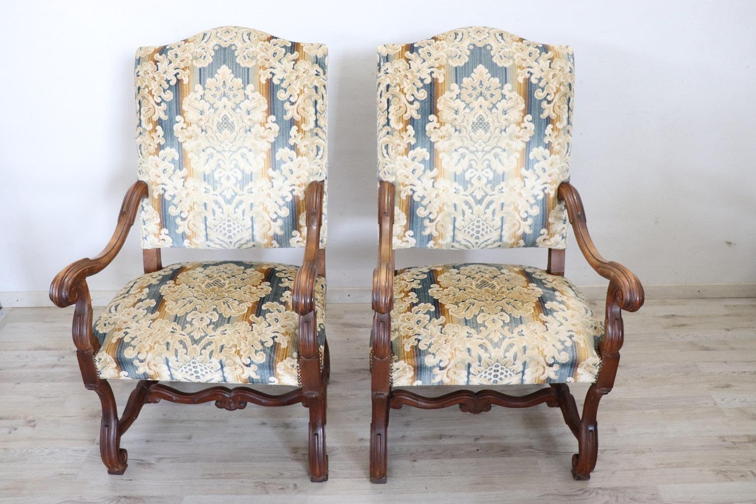Early 20th Century Italian Louis XIV Style Beech Wood Pair of Armchairs In Good Condition In Casale Monferrato, IT