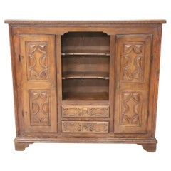 Early 20th Century Italian Louis XIV Style Solid Oak Wood Cabinet