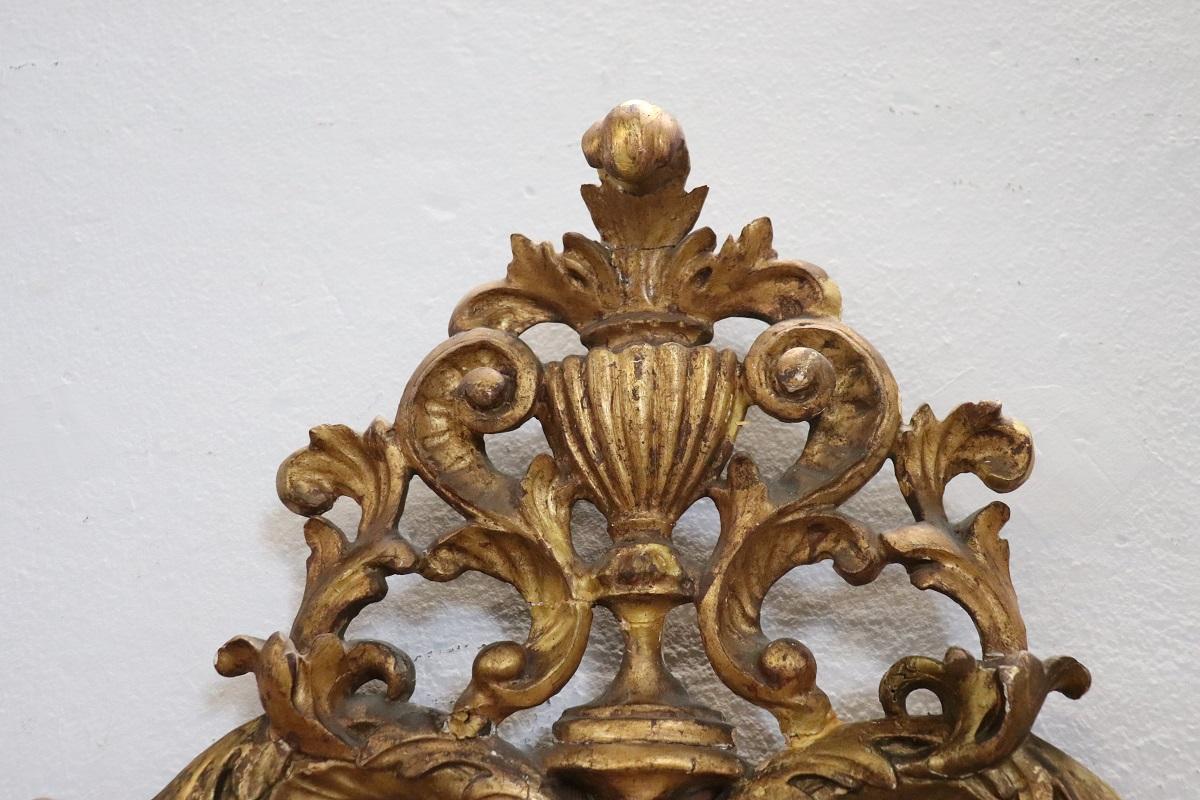 Early 20th Century Italian Louis XV Style Gilt Wood Wall Mirror For Sale 5