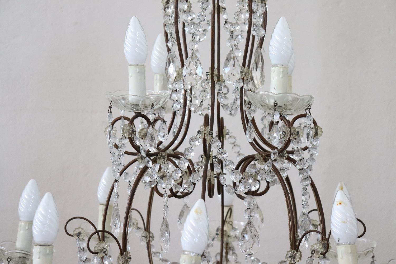 Early 20th Century Italian Louis XVI Style Bronze and Crystals Chandelier For Sale 2