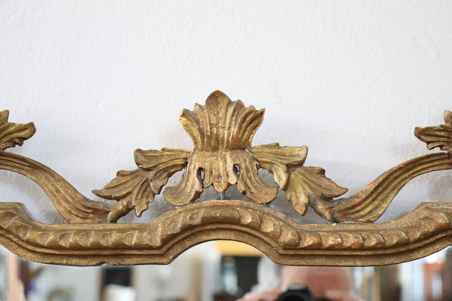 Hand-Carved Early 20th Century Italian Louis XVI Style Carved and Gilded Wood Wall Mirror For Sale
