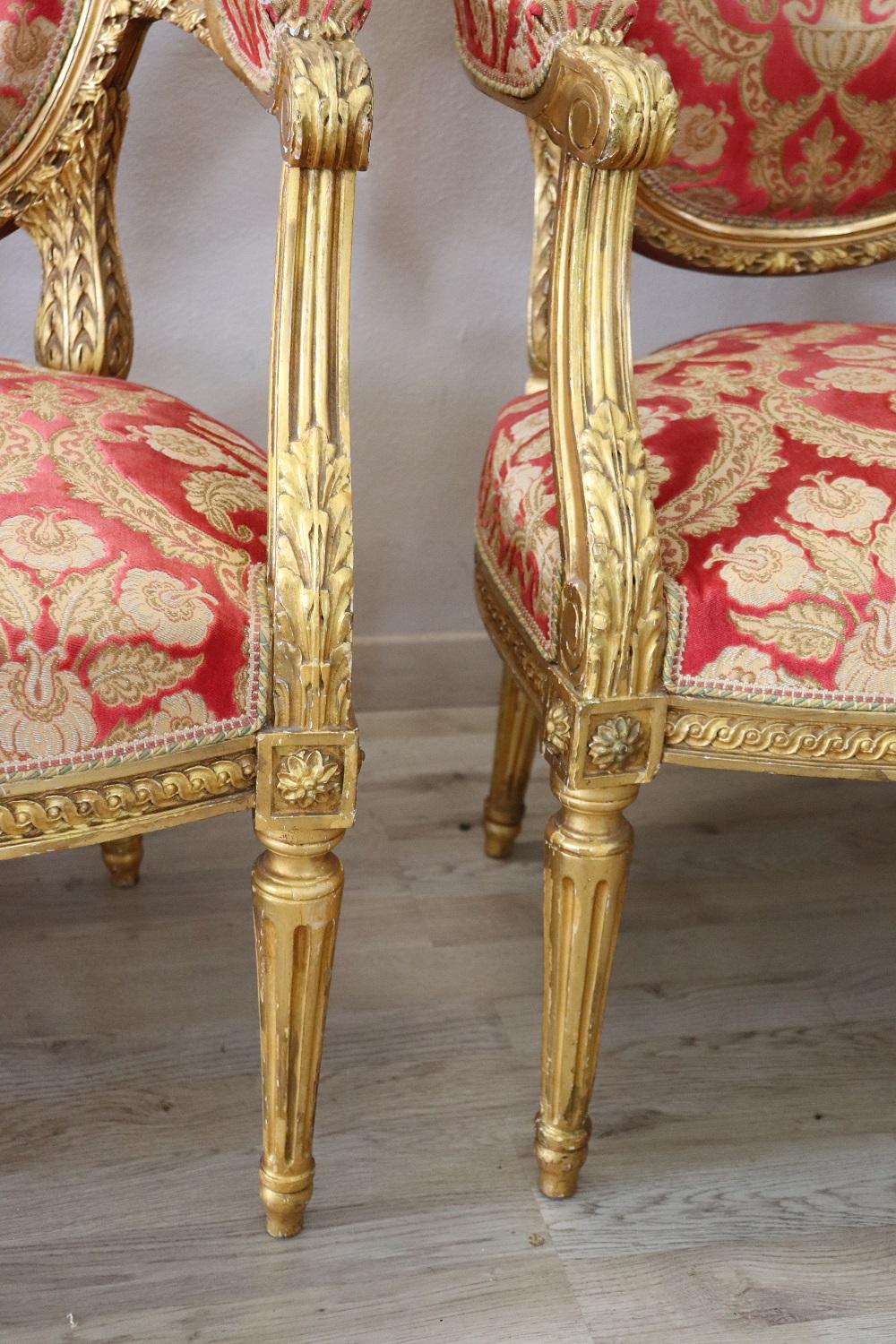 Ensemble de salon ou ensemble de salon doré de style Louis XVI italien du début du XXe siècle en vente 7