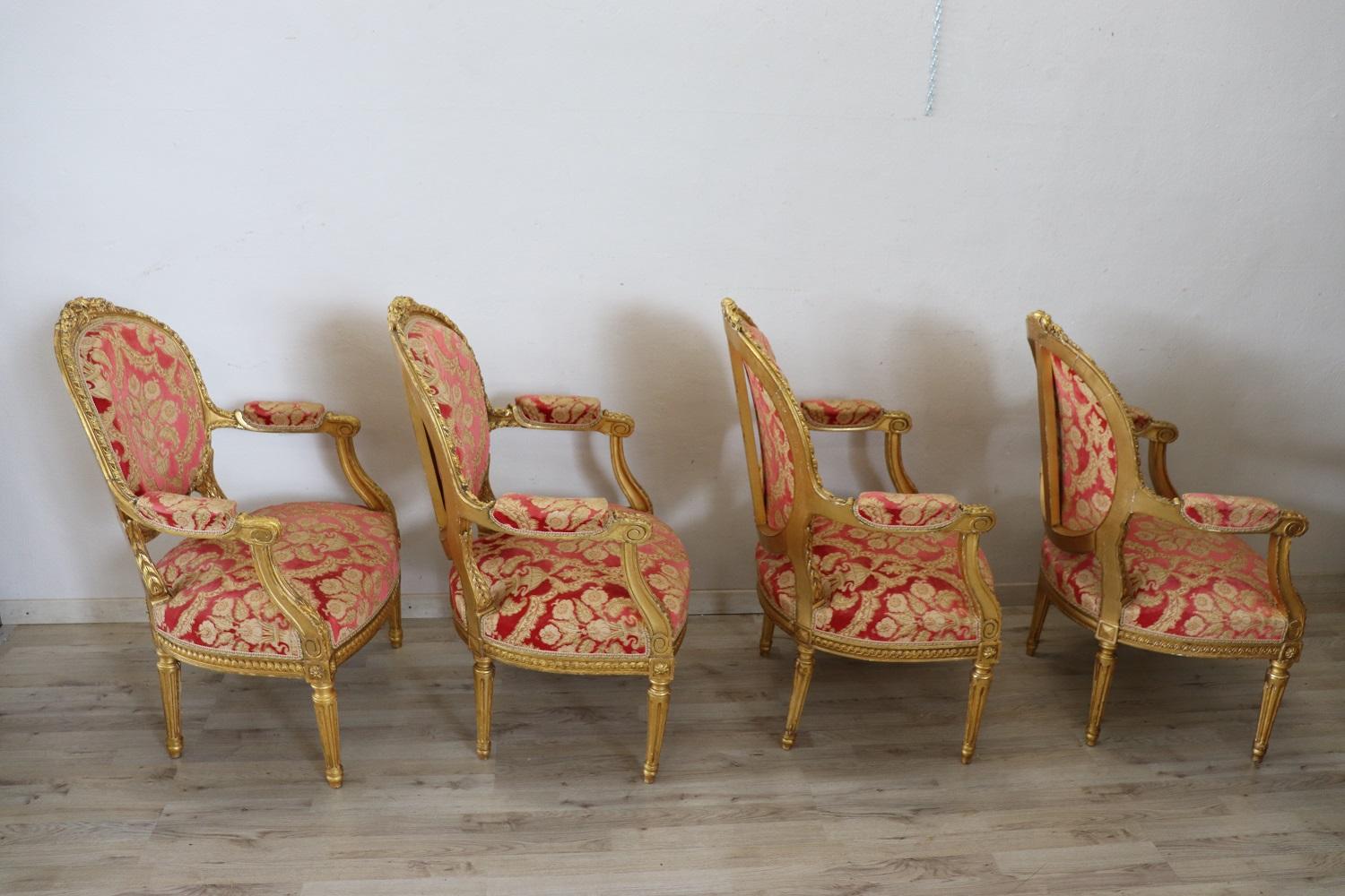 Ensemble de salon ou ensemble de salon doré de style Louis XVI italien du début du XXe siècle en vente 8