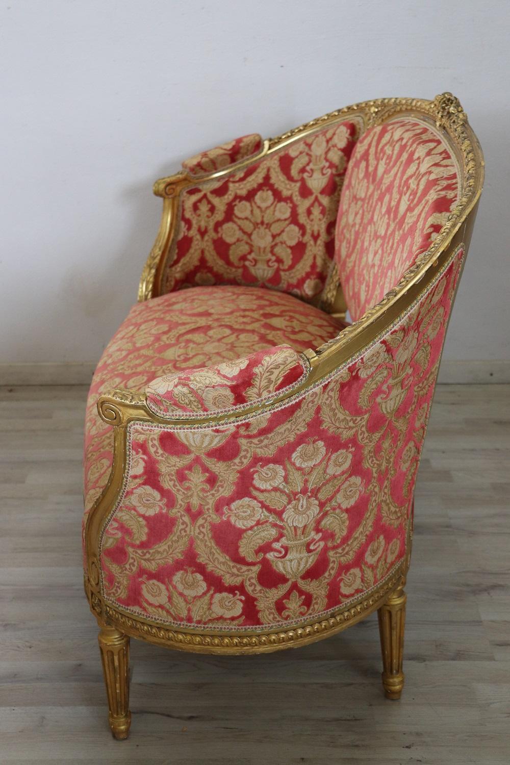 Vergoldetes Wohnzimmer- oder Salon-Set im italienischen Louis-XVI-Stil des frühen 20. Jahrhunderts (Pappelholz) im Angebot