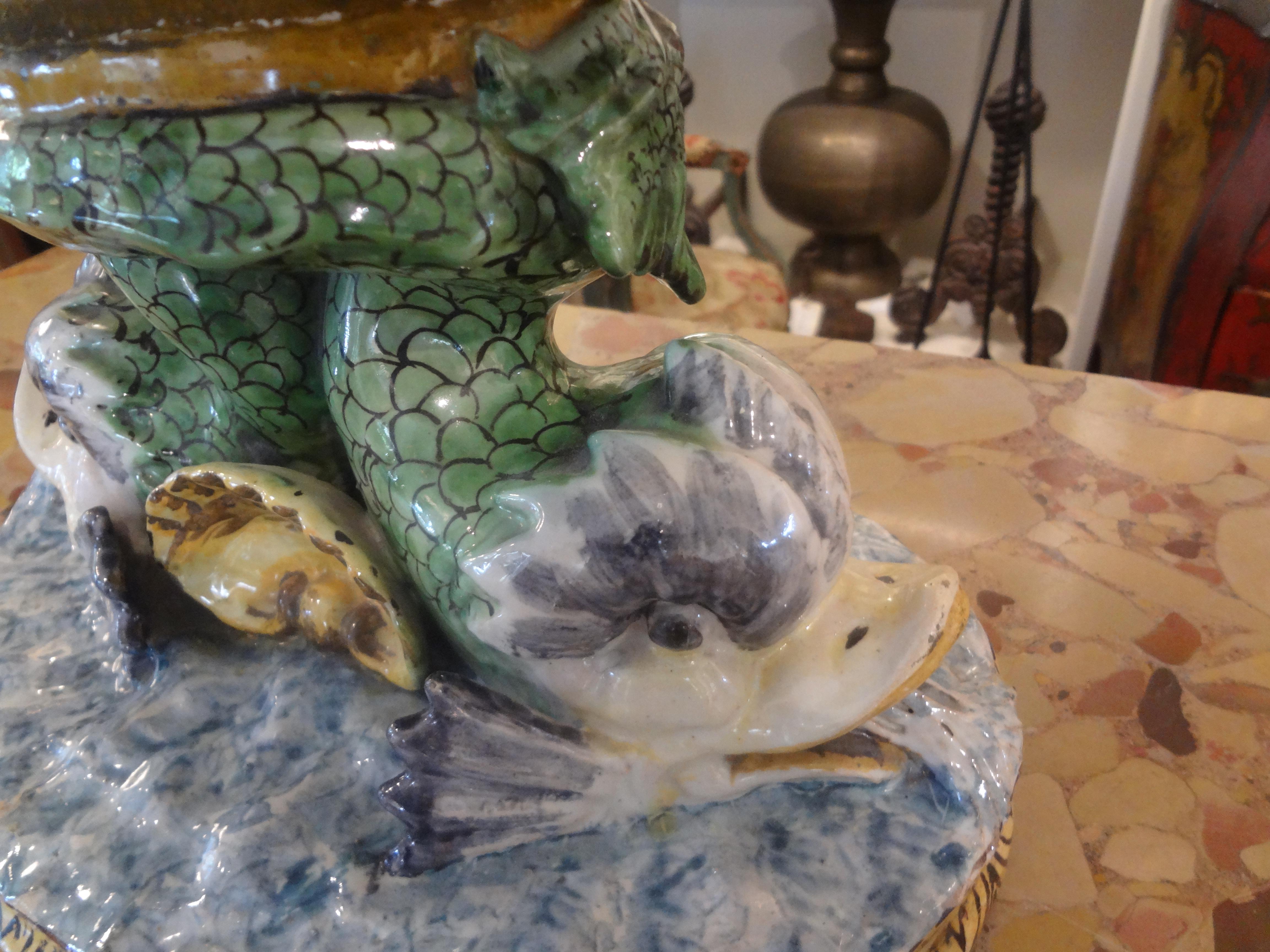 Early 20th Century Italian Majolica Urn For Sale 1