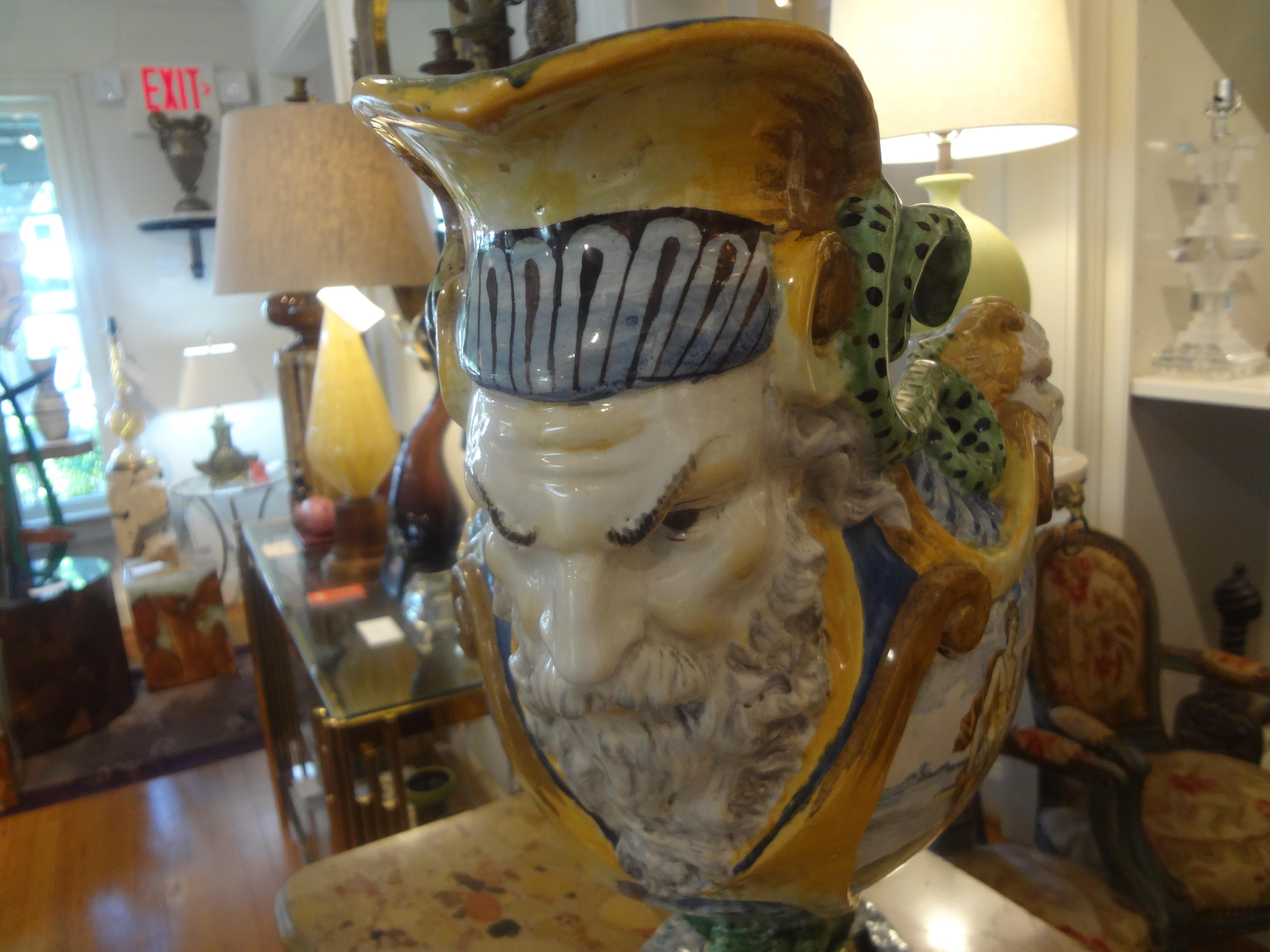 Early 20th Century Italian Majolica Urn For Sale 4