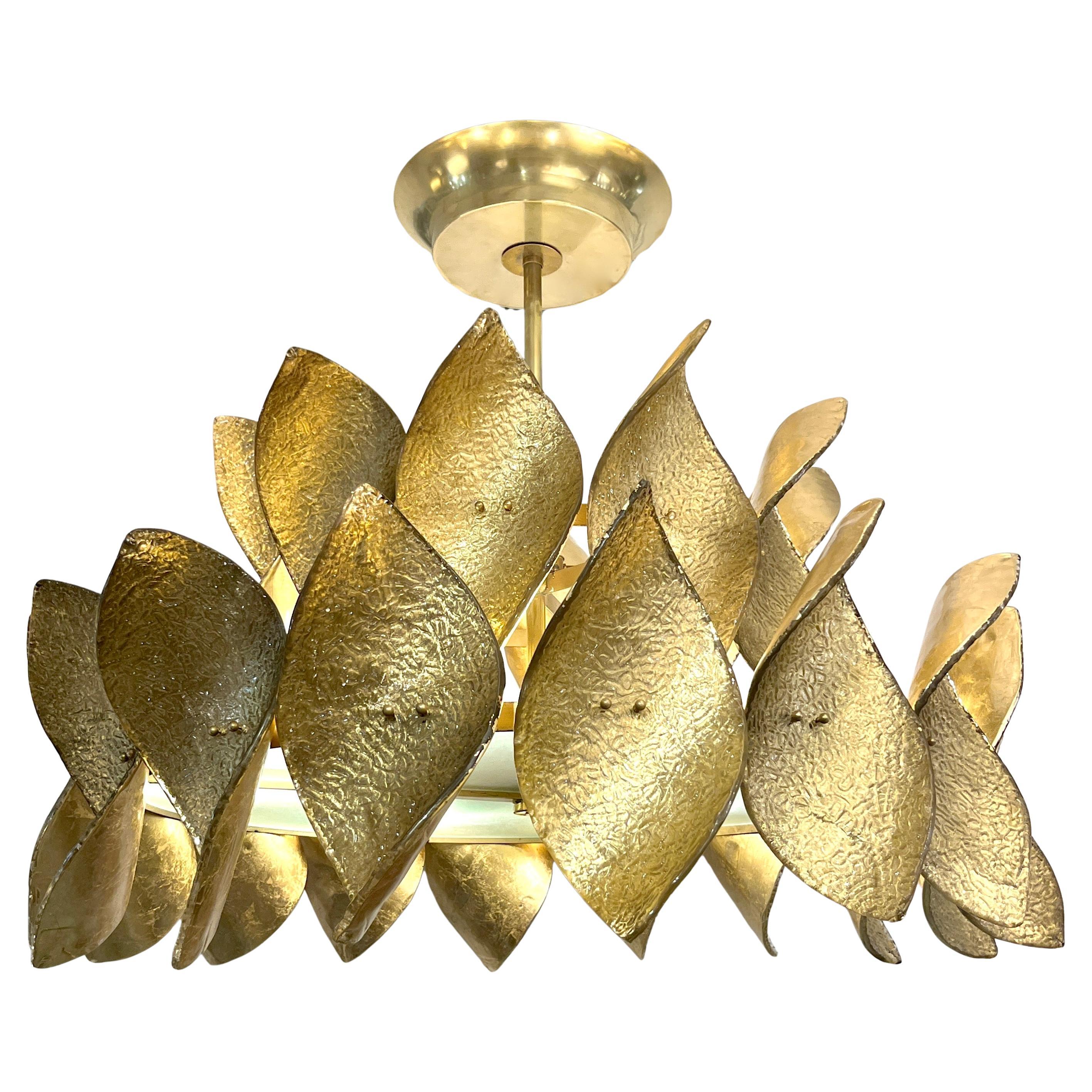 Early 20th Century Italian Murano Glass Brass Gold Leaf Two Tier Chandelier en venta