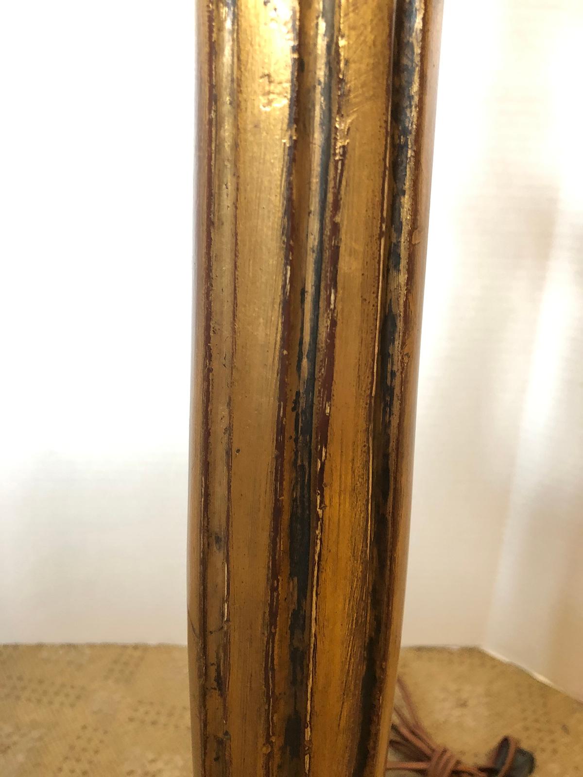 Early 20th Century Italian Neoclassical Giltwood Column Lamp For Sale 10