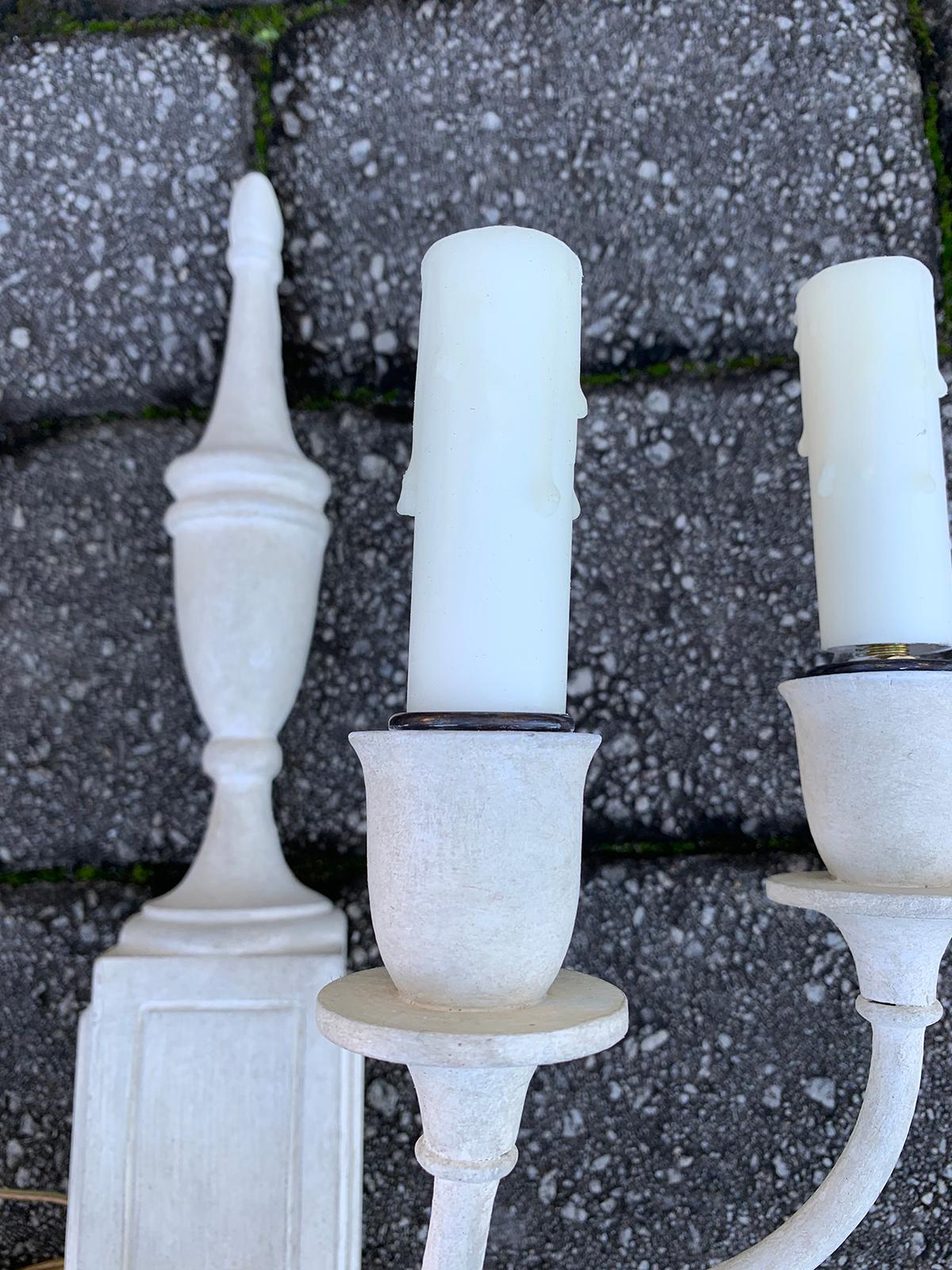Early 20th Century Italian Neoclassical Painted Four-Arm Wood and Tole Sconces 2