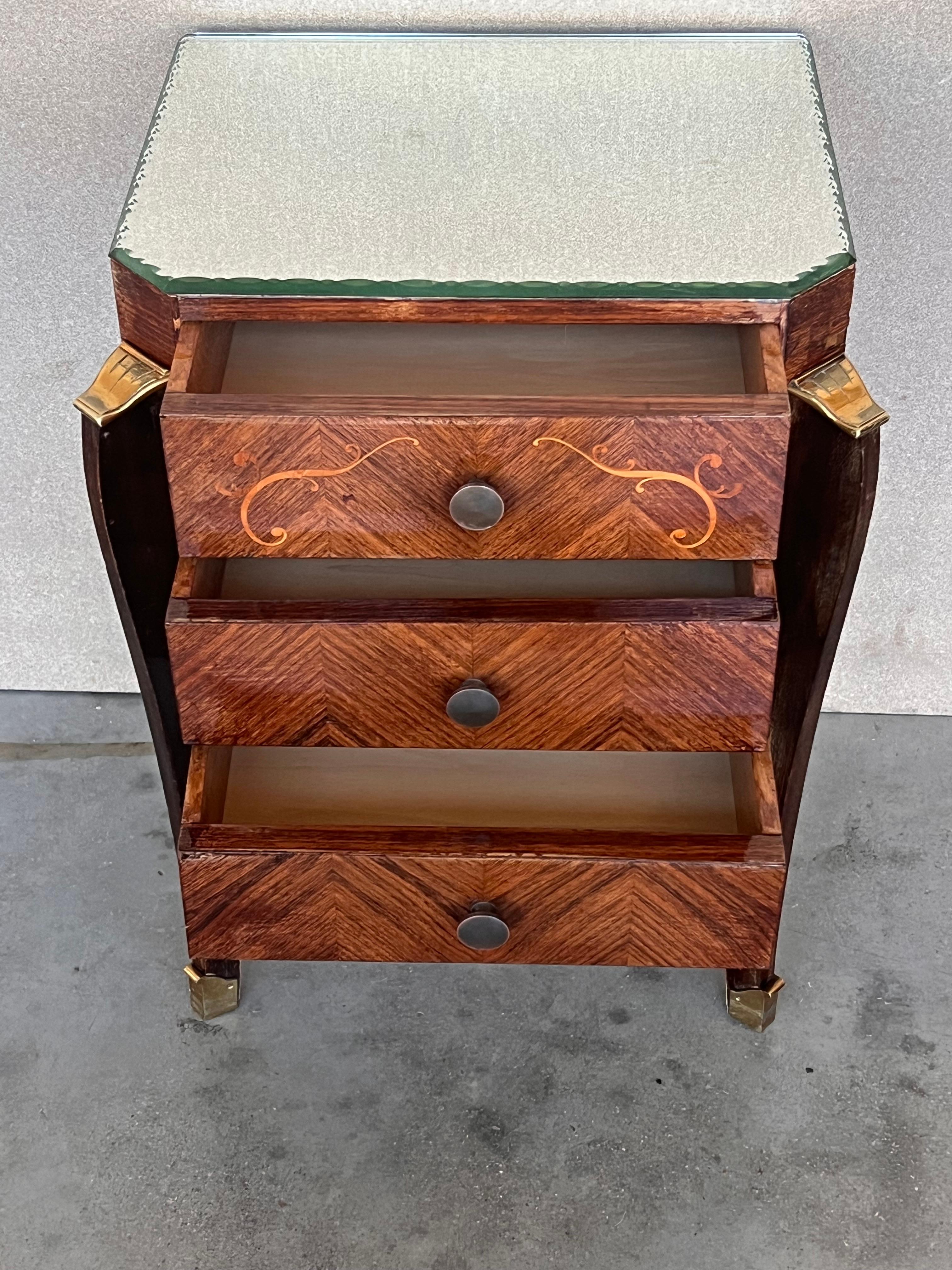 Early 20th Century Italian Neoclassical Pair of Bedside Tables in Mahogany In Good Condition For Sale In Miami, FL