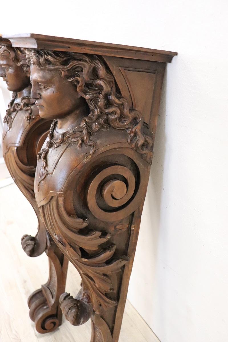 Early 20th Century Italian Pair of Caryatid Pilasters in Carved Walnut For Sale 7