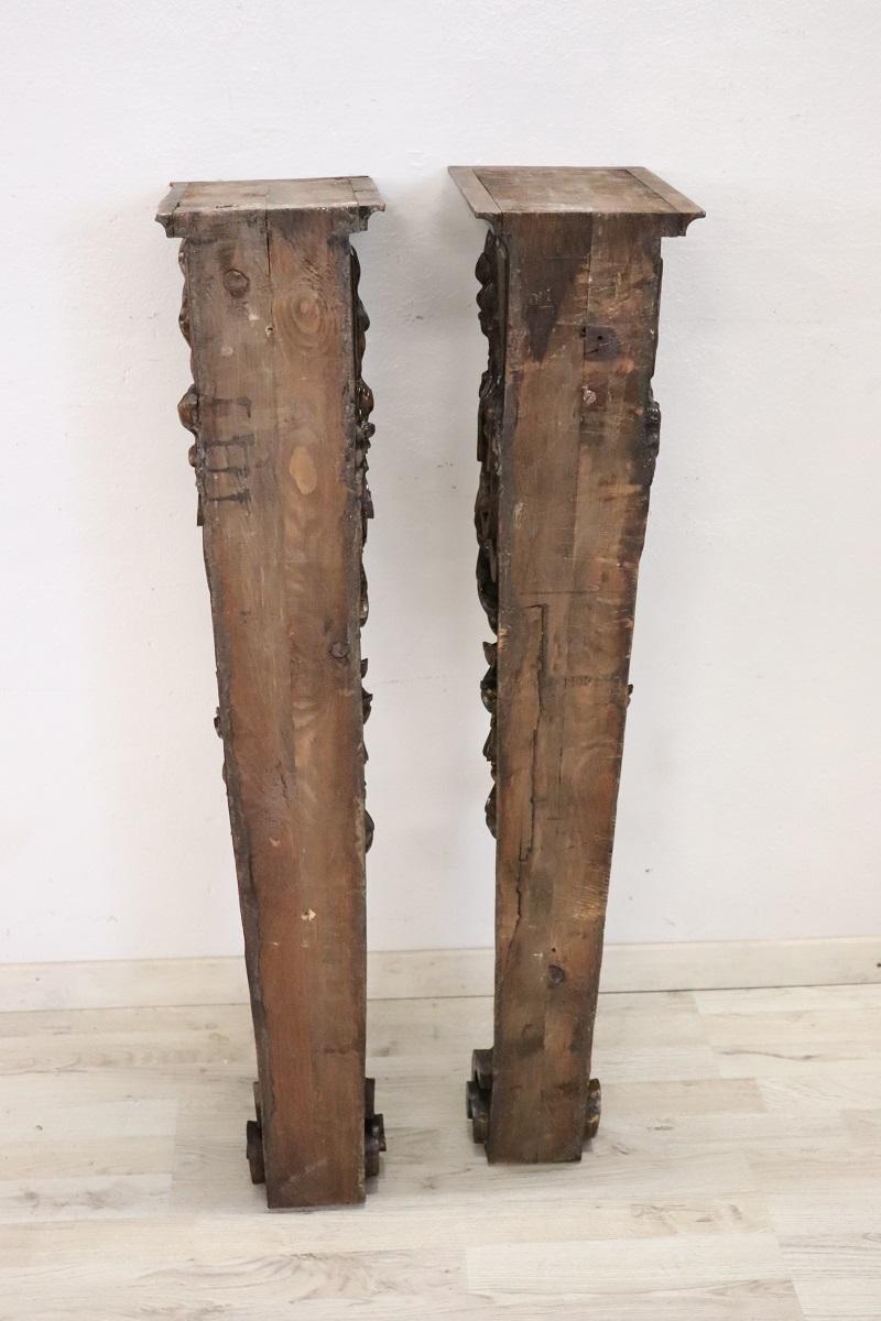 Early 20th Century Italian Pair of Caryatid Pilasters in Carved Walnut For Sale 8