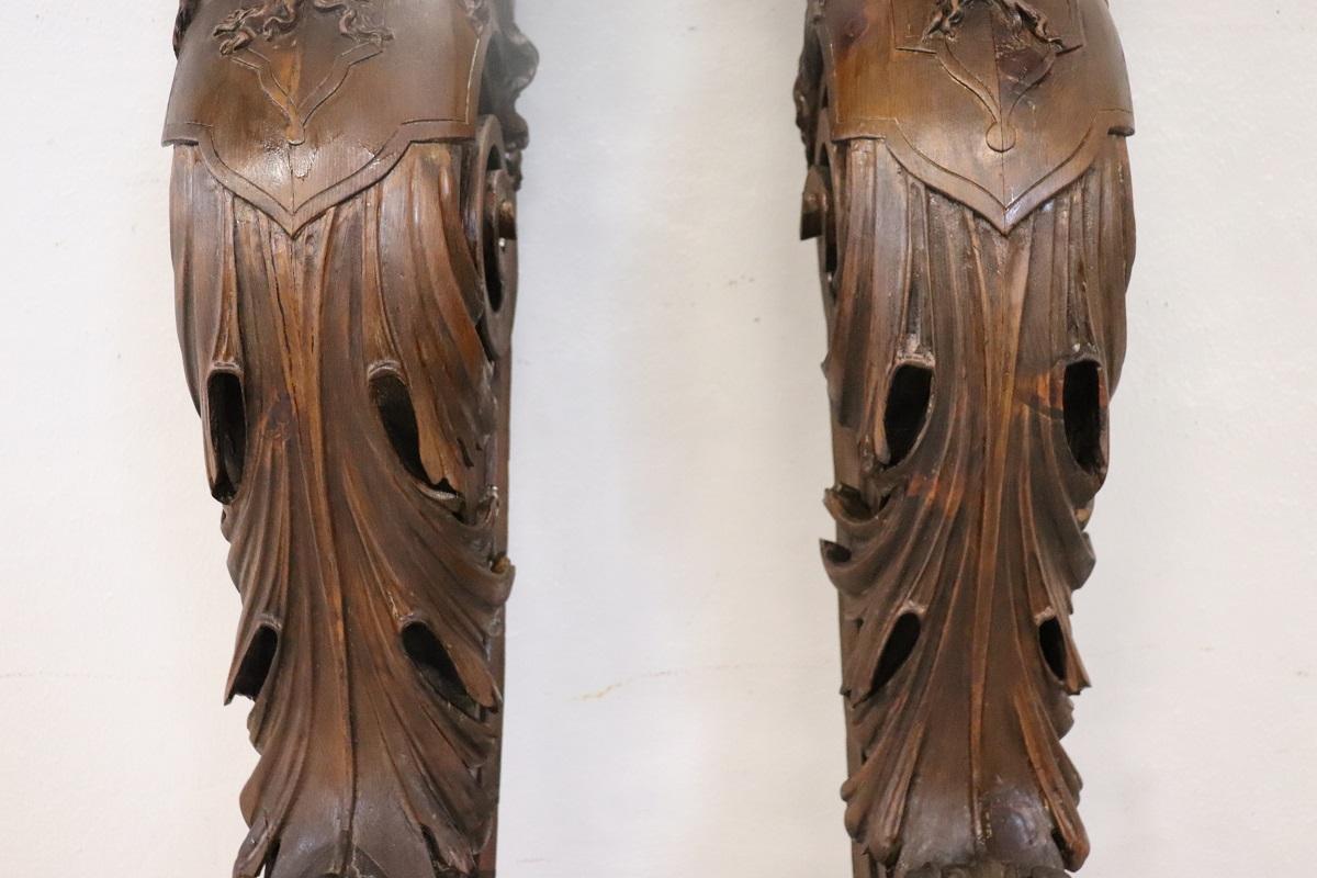 Early 20th Century Italian Pair of Caryatid Pilasters in Carved Walnut For Sale 2
