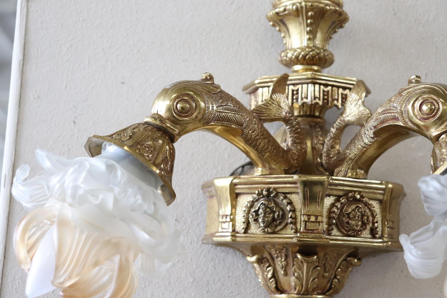 Early 20th Century Italian Pair of Wall Lights or Sconces in Gilded Bronze 6