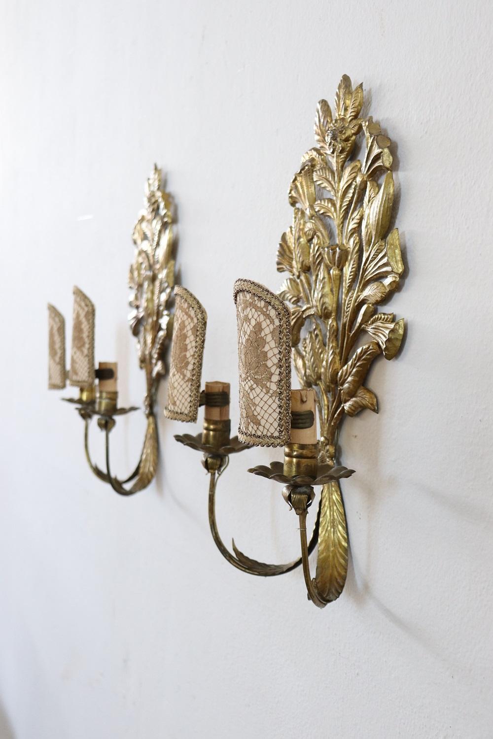 Early 20th Century Italian Pair of Wall Lights or Sconces in Gilded Metal 6