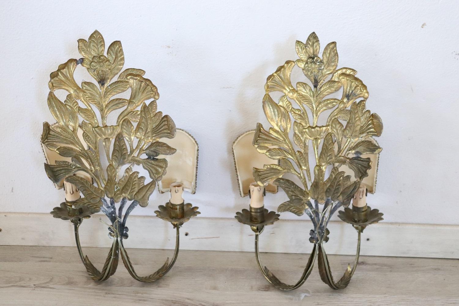 Early 20th Century Italian Pair of Wall Lights or Sconces in Gilded Metal 7