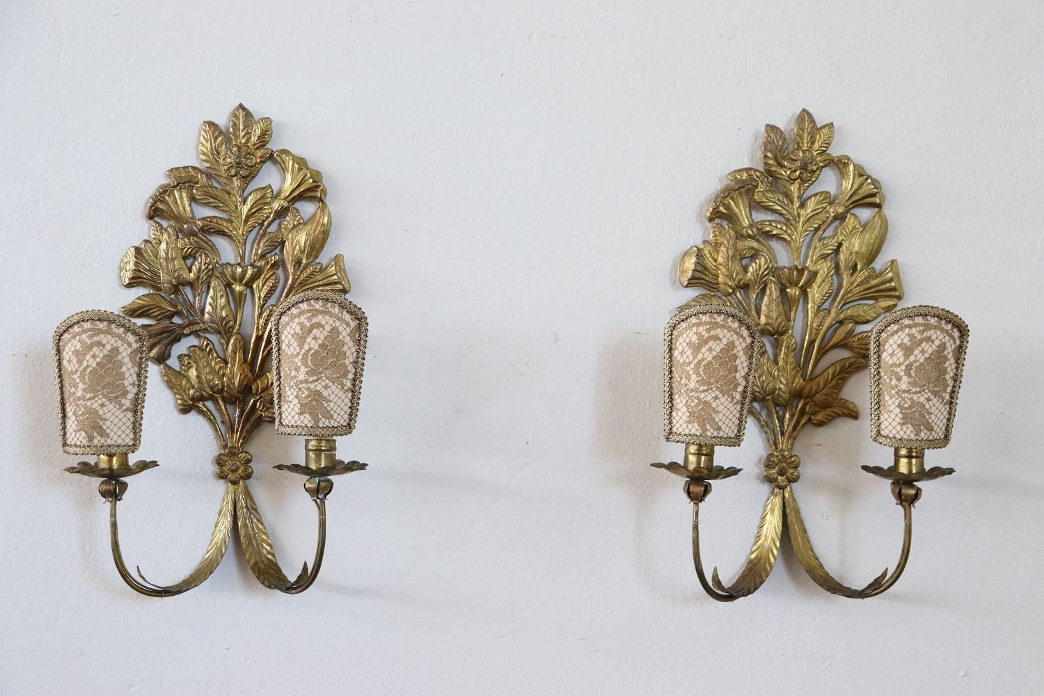 Early 20th Century Italian Pair of Wall Lights or Sconces in Gilded Metal 1