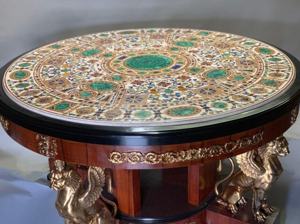 Table Empire en Pietra Dura italienne du début du 20e siècle en vente 1