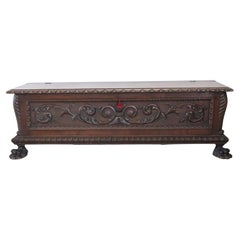 Early 20th Century Italian Renaissance Style Carved Walnut Blanket Chest