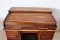 Bureau à roulettes italien du début du 20e siècle en Oak Wood