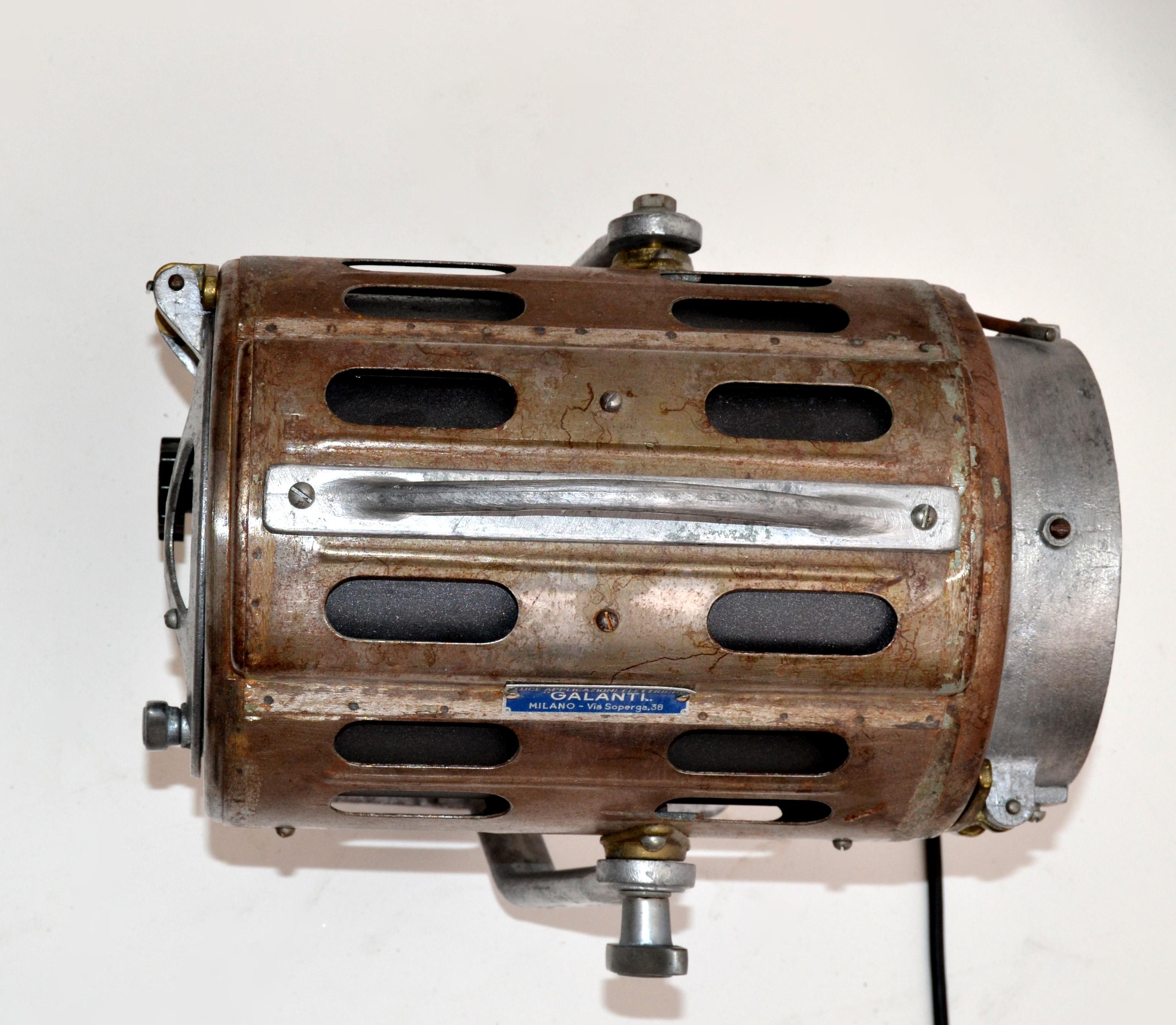 Early 20th Century Italian Steel Theater Cinema Lamp Spotlight Industrial For Sale 2