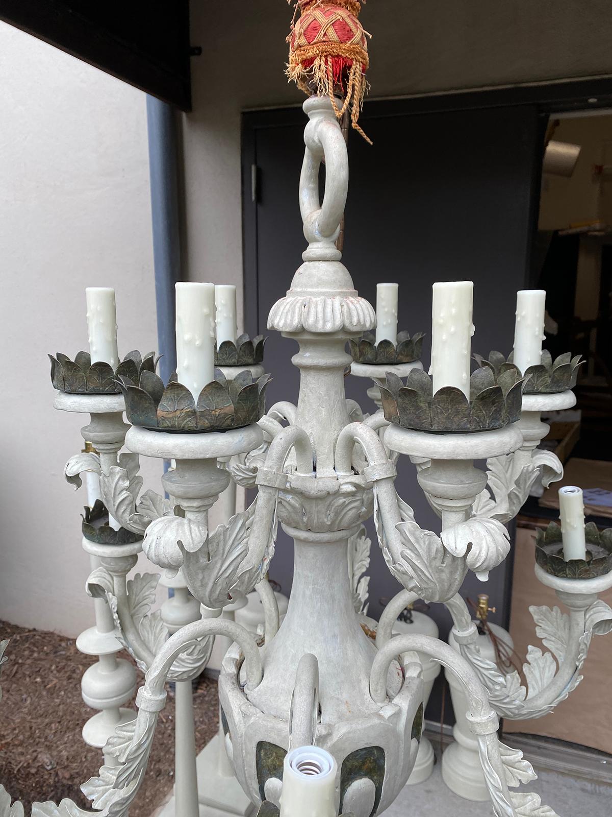 Early 20th Century Italian Style Iron, Tole and Wood Painted 12-Light Chandelier In Good Condition In Atlanta, GA