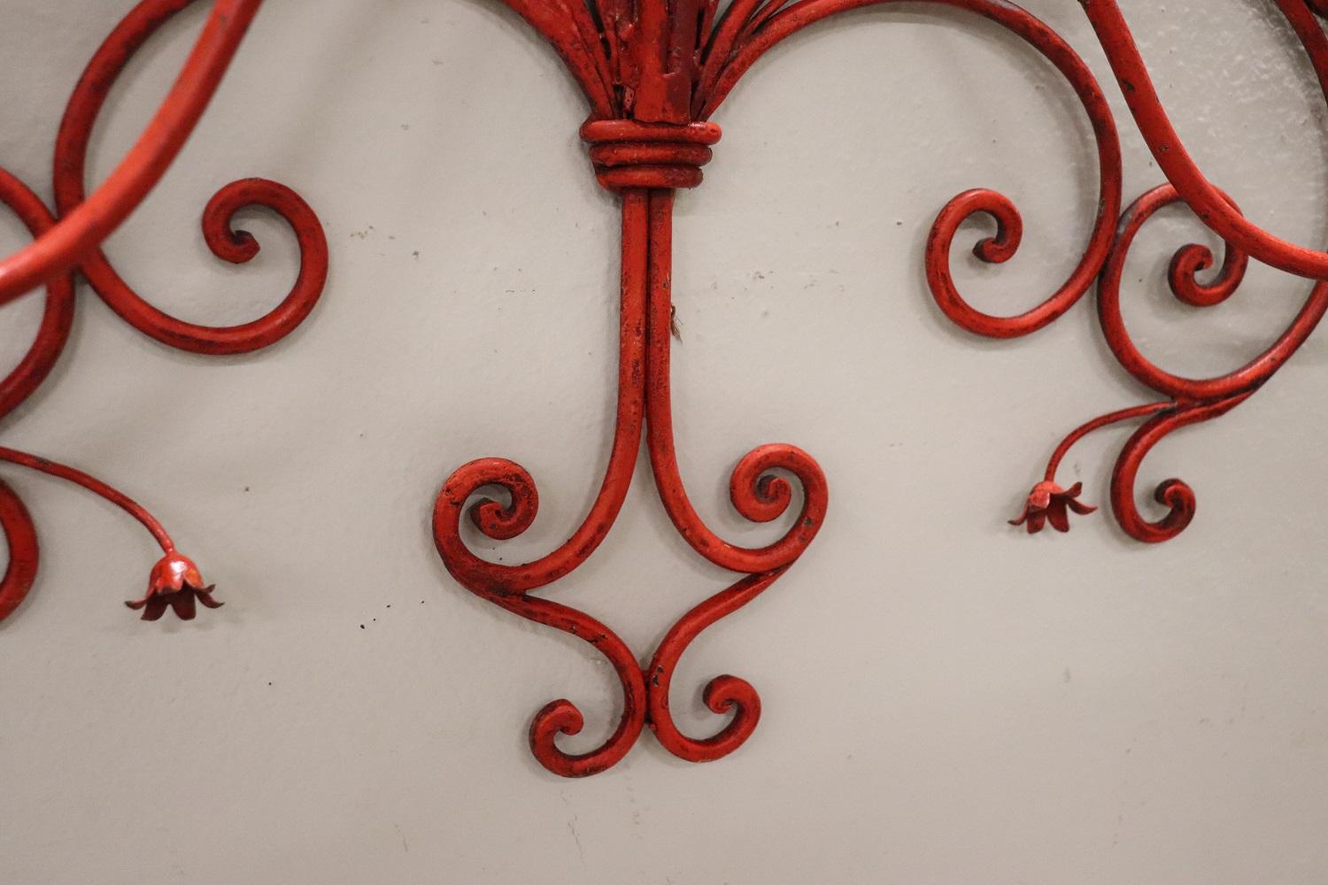 Italienische Wandleuchte oder Wandleuchte aus rot lackiertem Eisen, frühes 20. Jahrhundert im Angebot 5