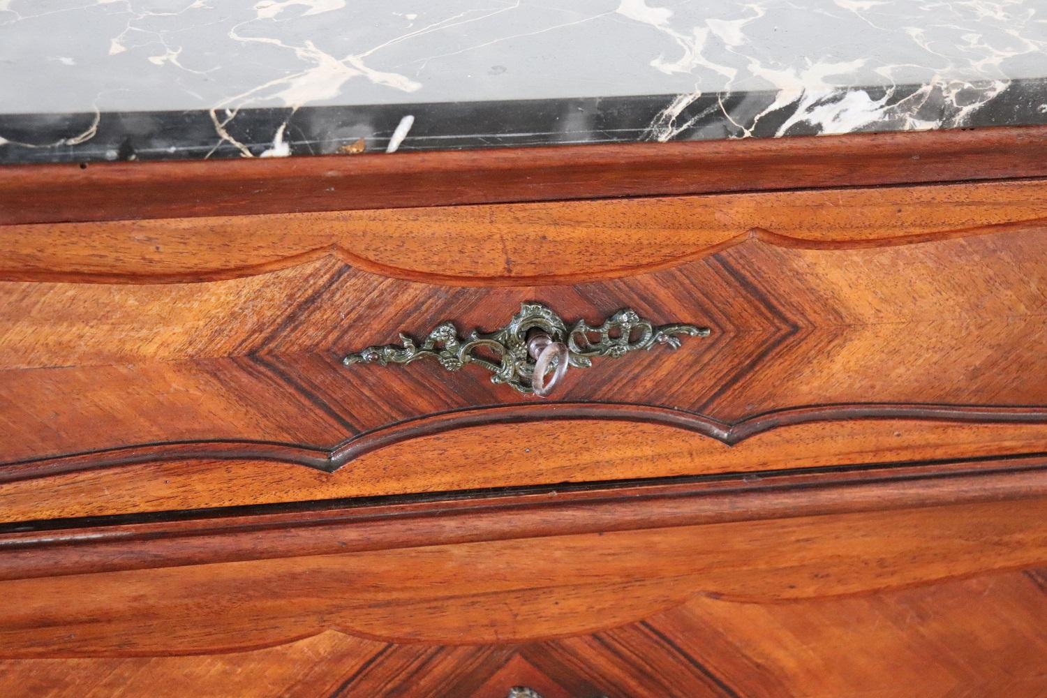 Early 20th Century Italian Walnut Antique Chest of Drawers with Marble Top 4