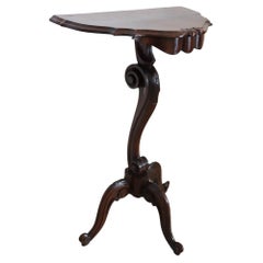 Antique Early 20th Century Italian Walnut Guéridon Tripod Table or Pedestal Table
