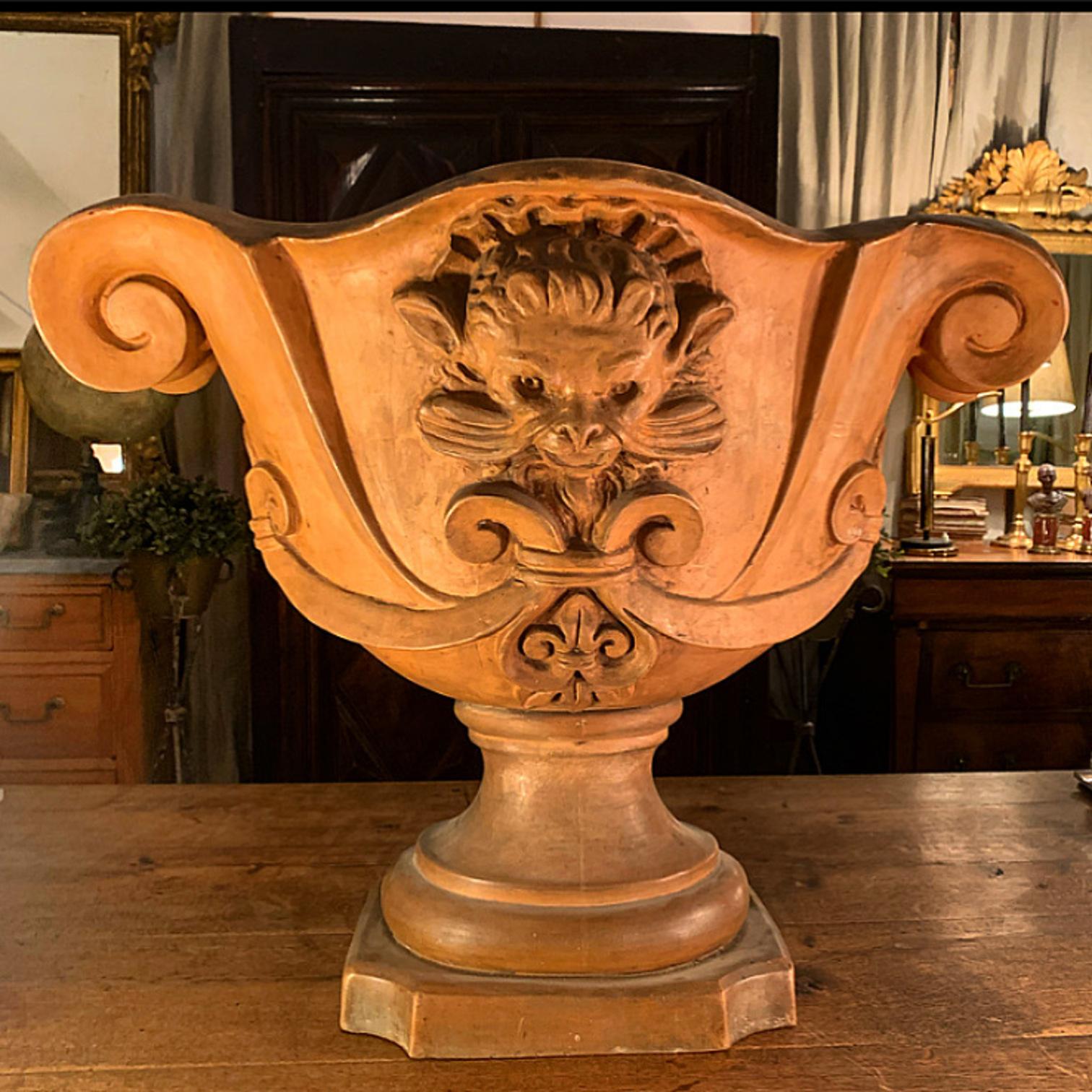 Dekorative Terrakotta-Vase/ Urne aus Italien, frühes 20. Jahrhundert im Angebot 9