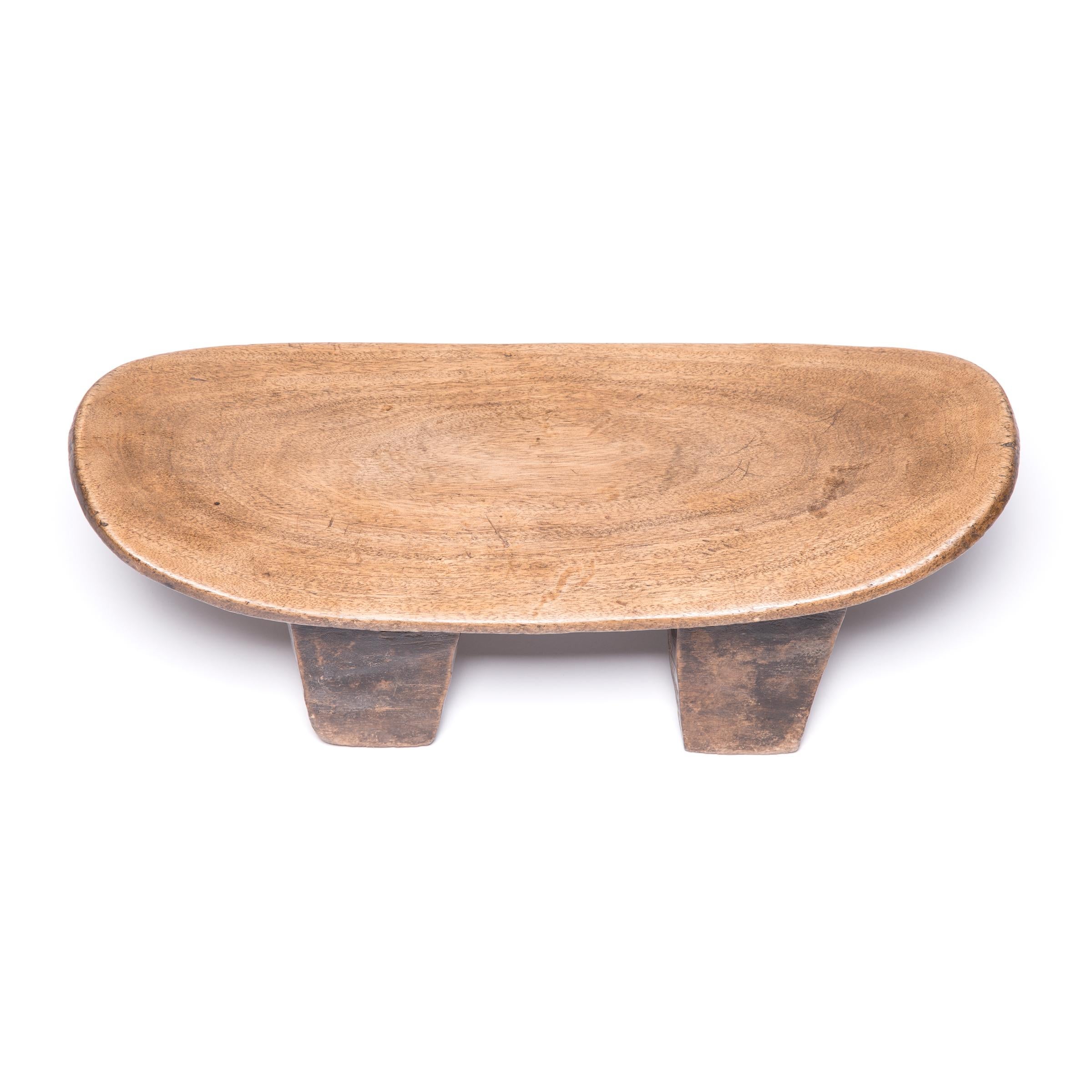 Early 20th Century Ivorian Low Senufo Stool In Good Condition In Chicago, IL