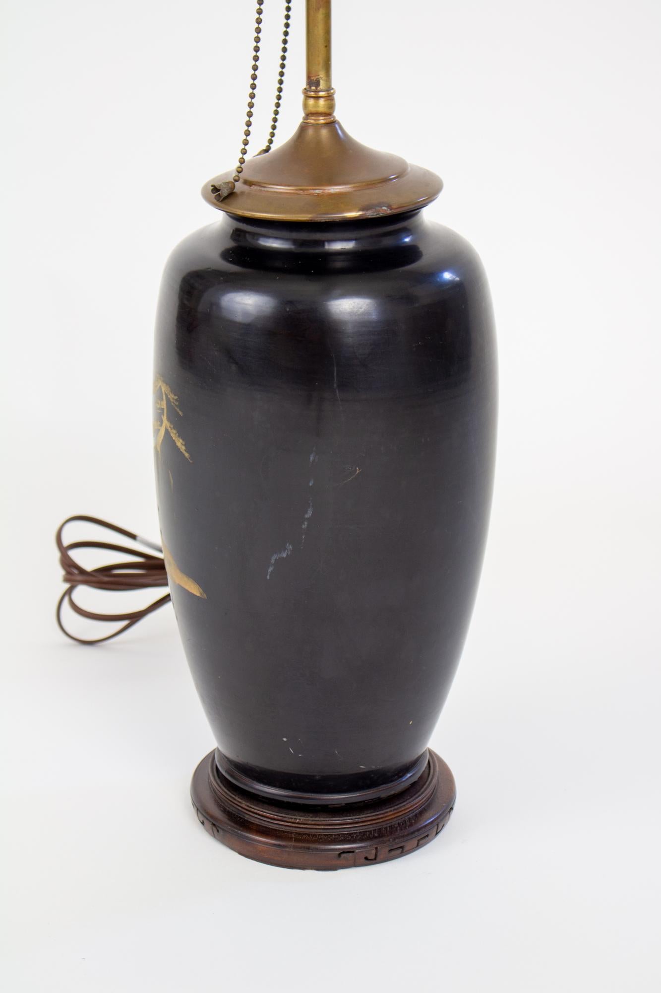 Early 20th Century Japanese Black Lacquer Table Lamp 2