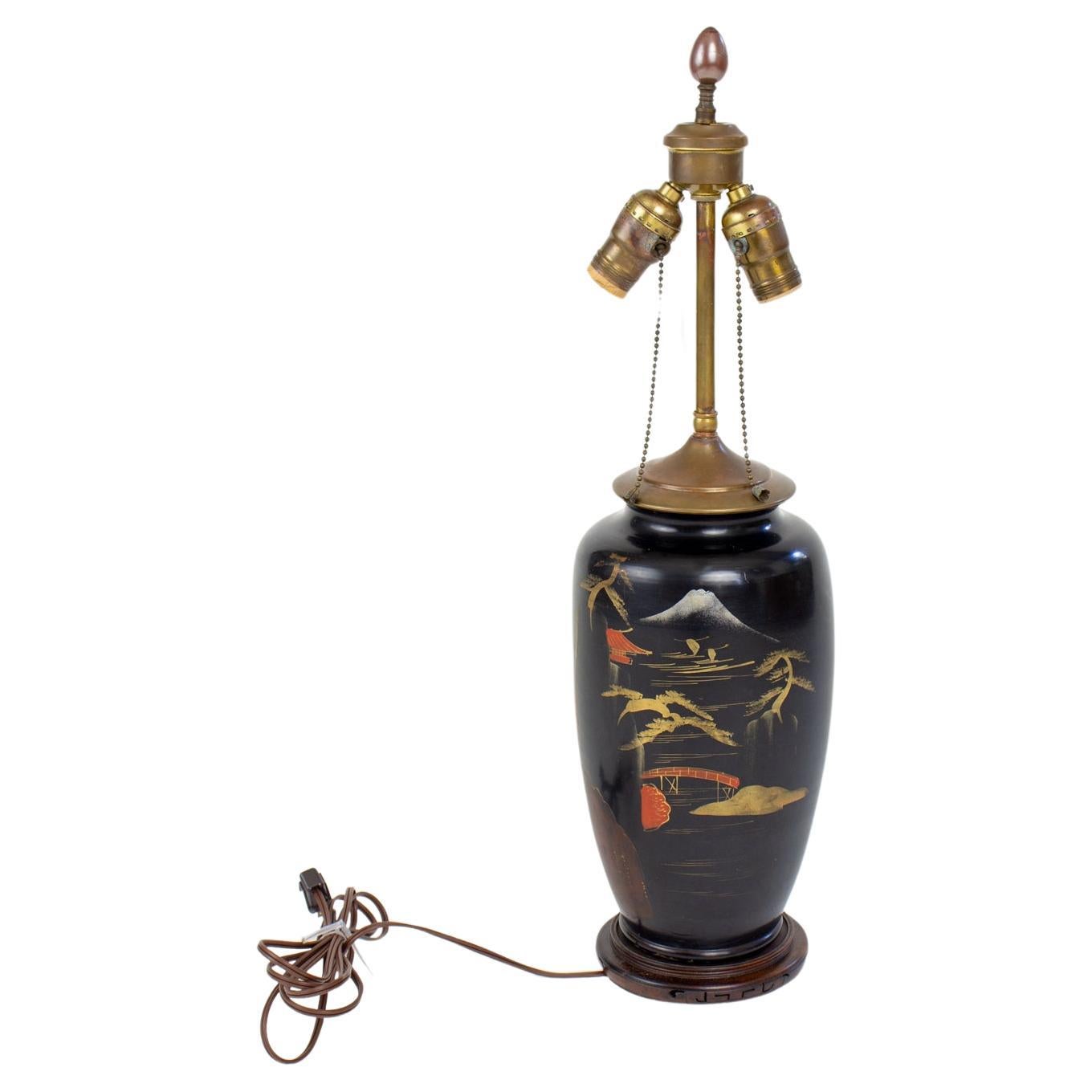 Early 20th Century Japanese Black Lacquer Table Lamp