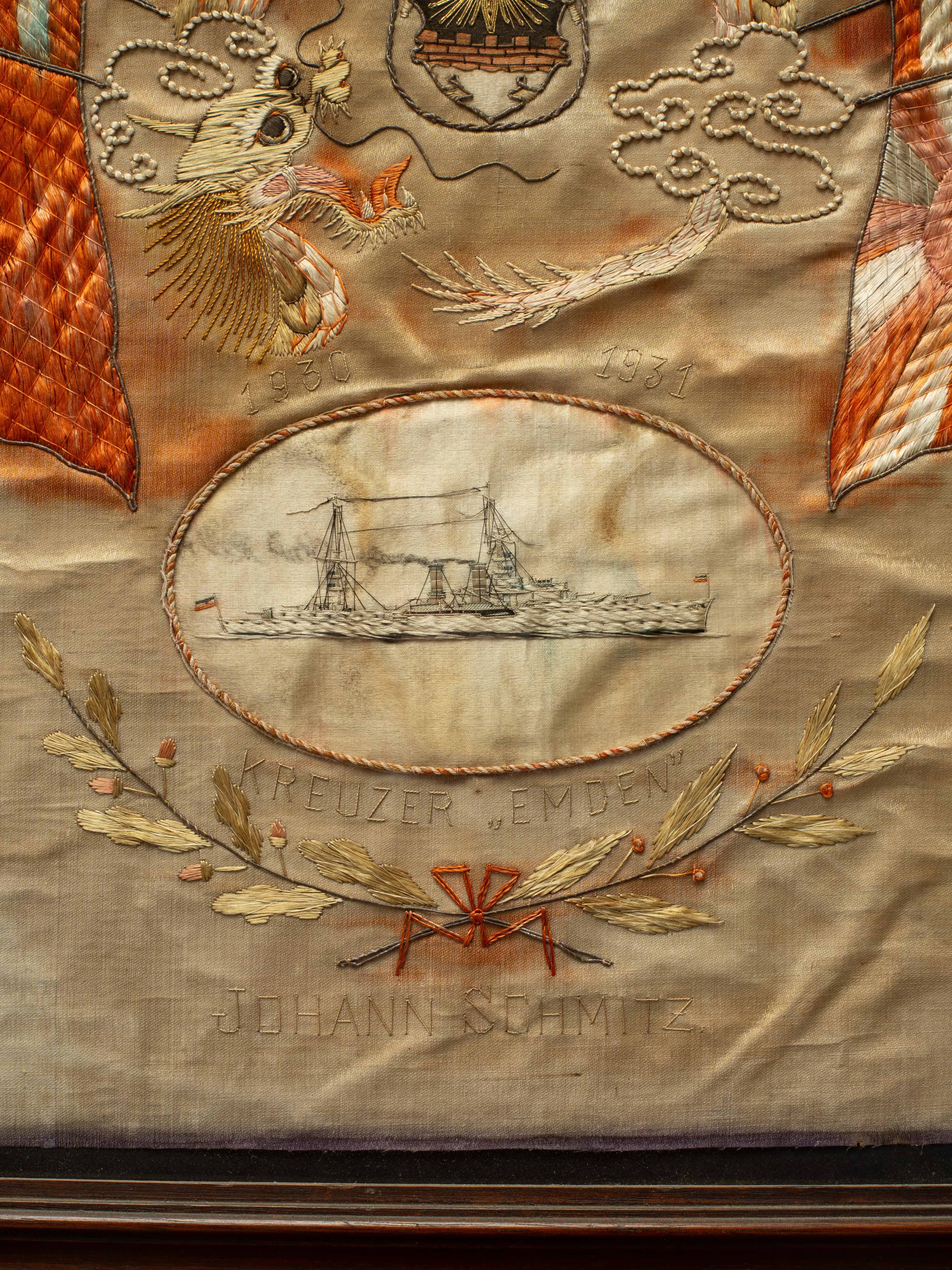 Early 20th Century Japanese Embroidered Military Souvenir en vente 2