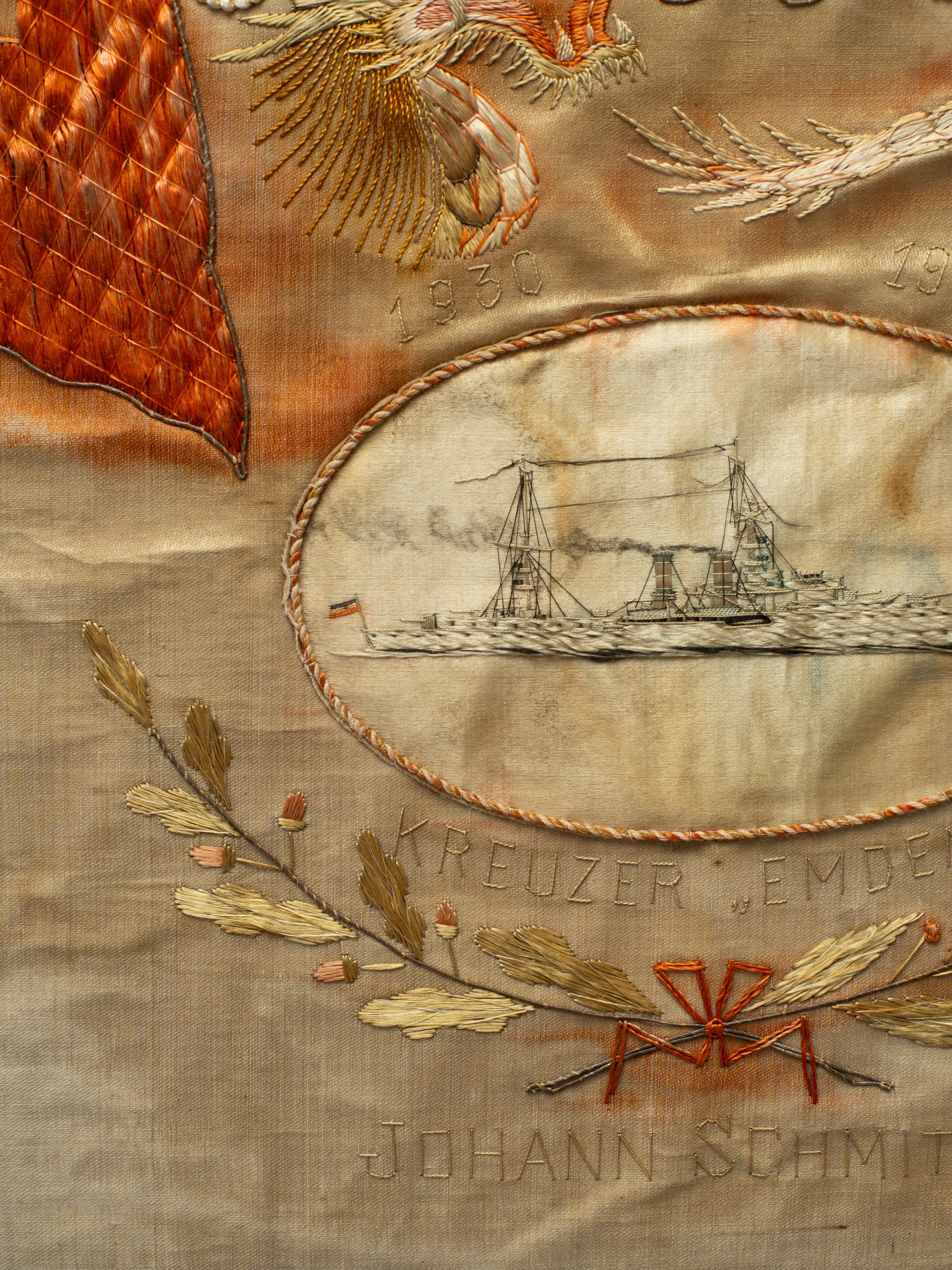 Early 20th Century Japanese Embroidered Military Souvenir en vente 6