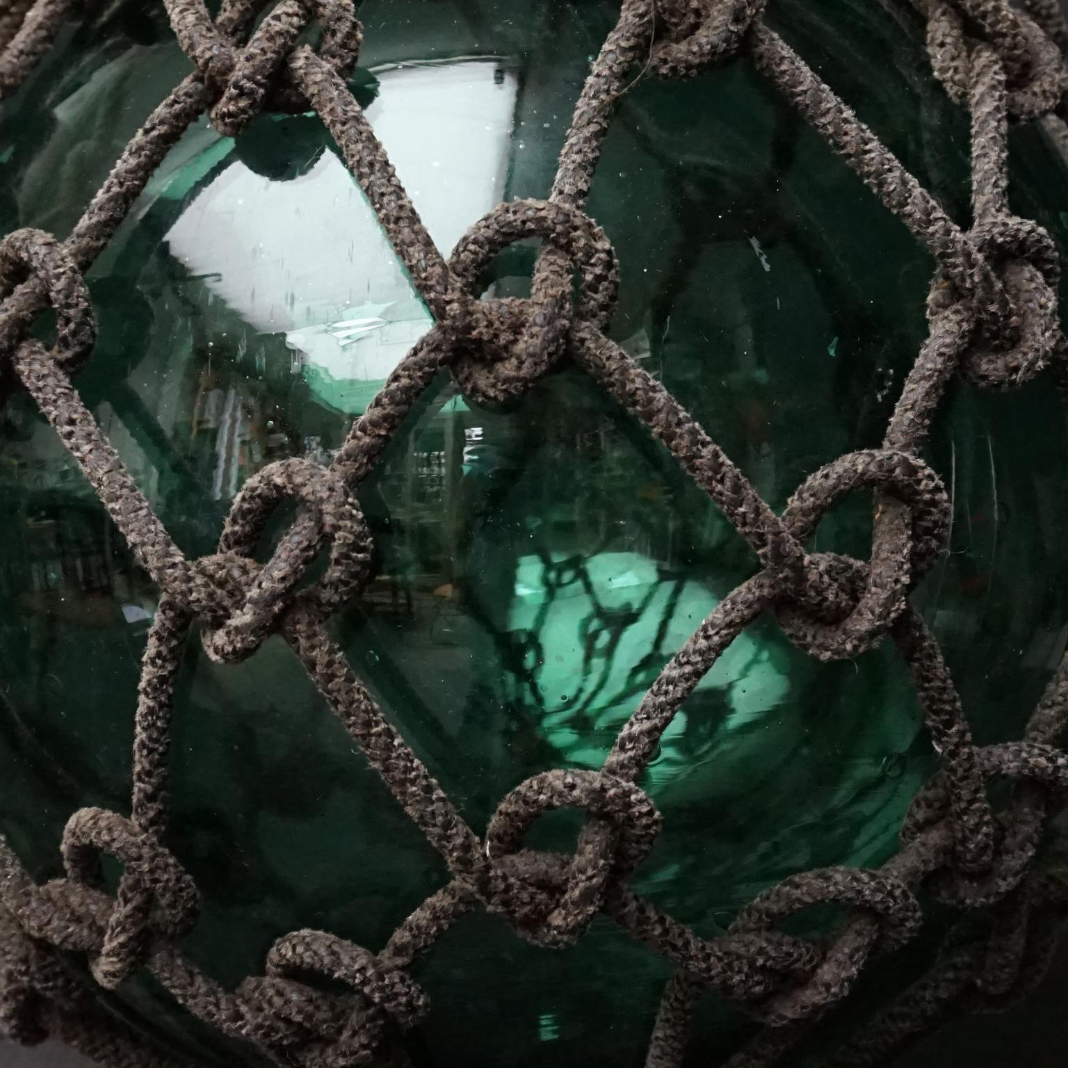 Early 20th Century Japanese Green Glass Fishing Float in Tied Knotted Ropes 6