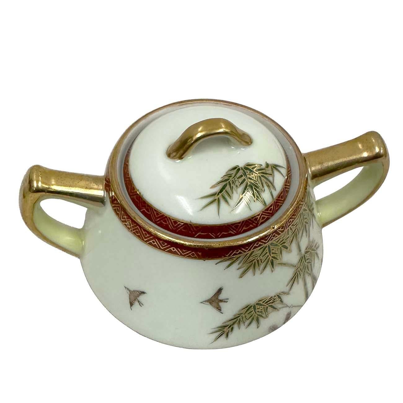 Peint à la main Pot à lait et sucrier Kutani japonais du début du 20e siècle, motif bambou en vente