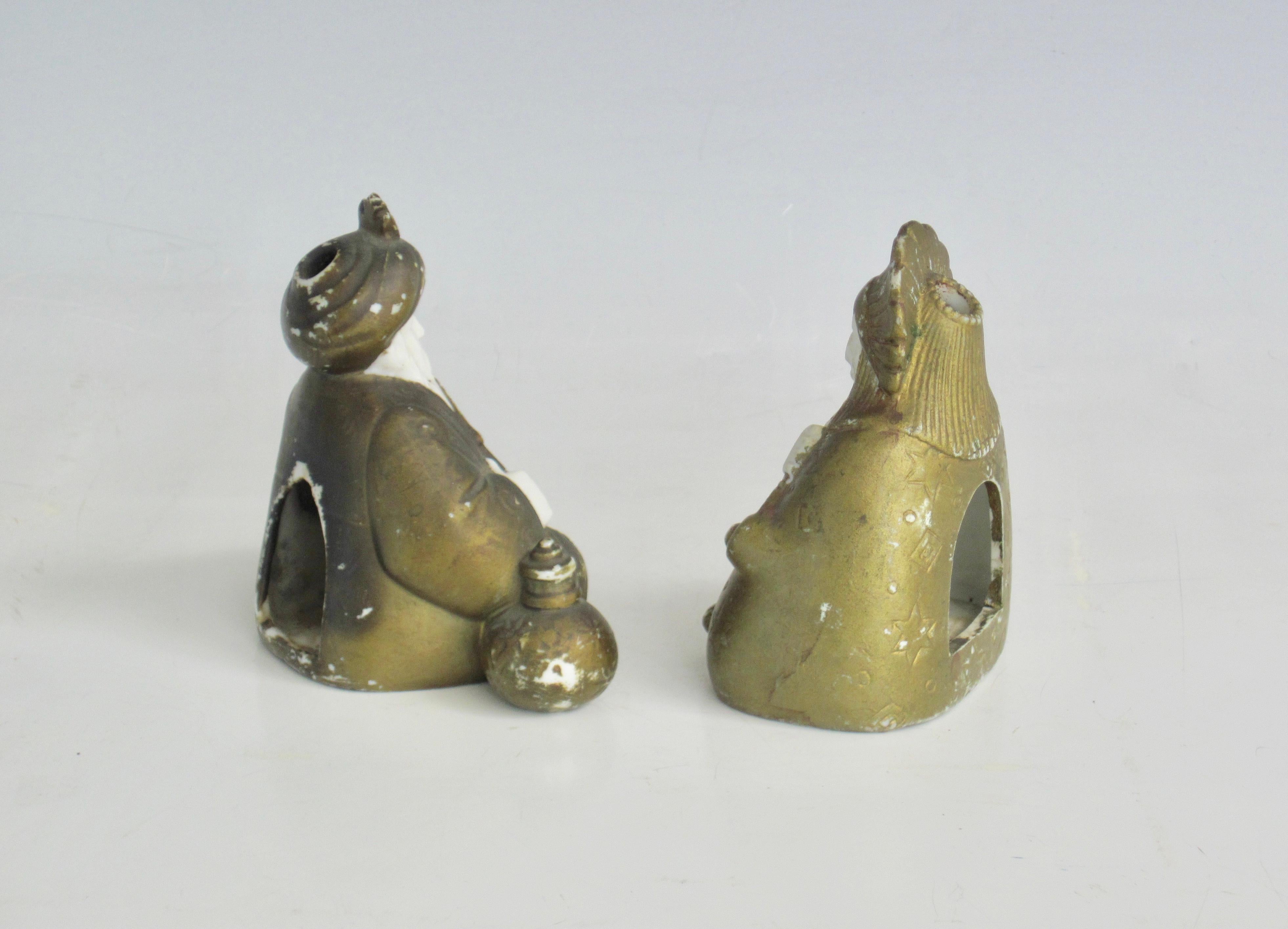 Early 20th Century Japanese Porcelain Incense Burner-Smoker Figurines For Sale 2